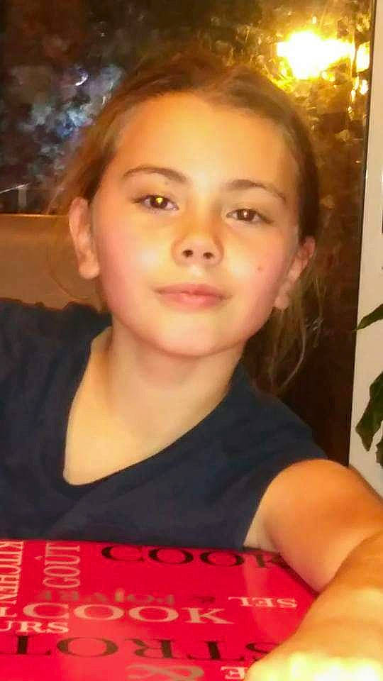 Mailys a rejoint le concours — aidez-le/la à gagner de superbes lots ! cheek, child, chin, day, eye, eyebrow, face, forehead, girl, hair, hairstyle, head, human_hair_color, iris, lip, nose, person, selfie, skin, toddler