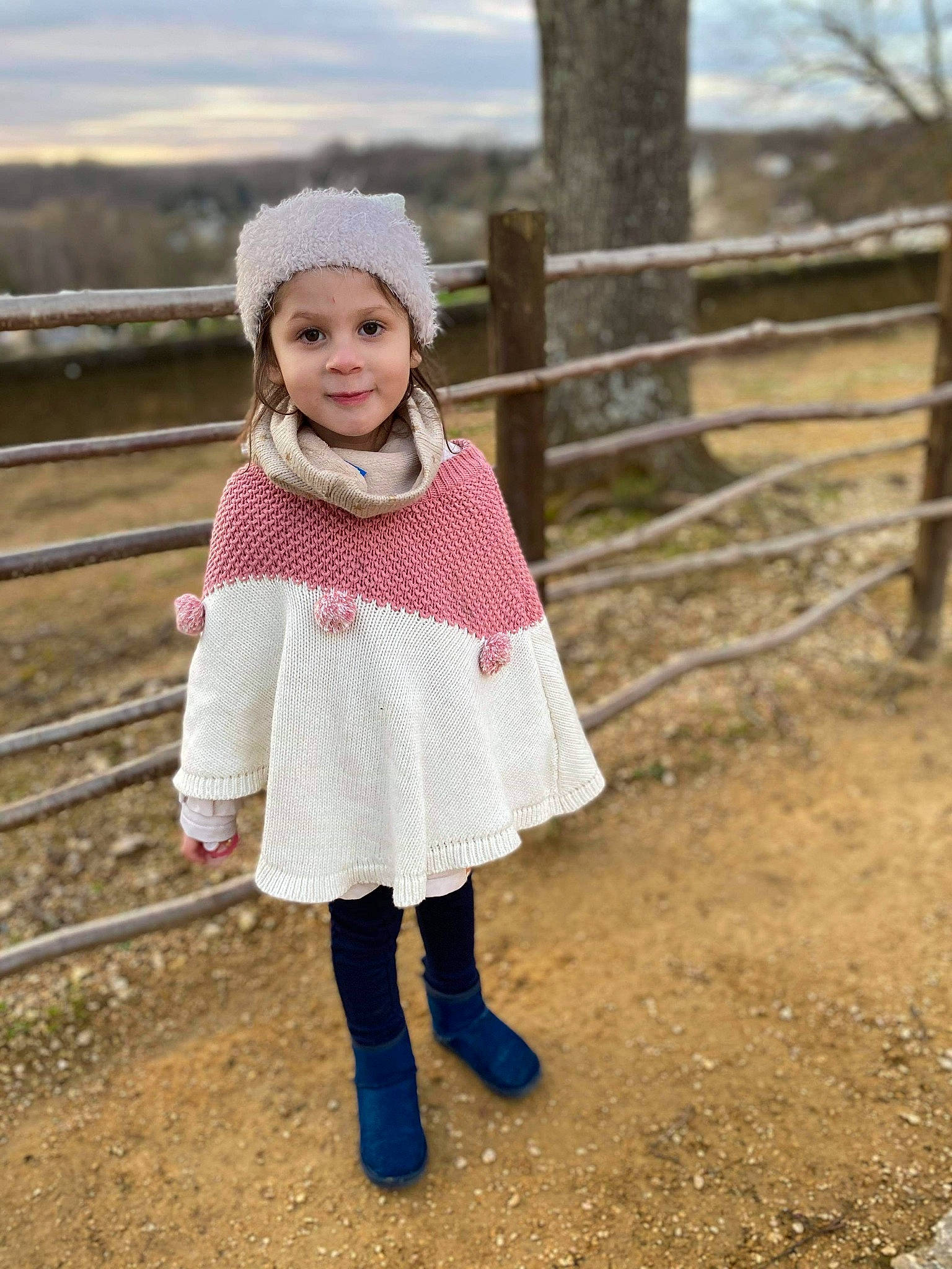 Andrea participe au concours pour gagner de l'argent avec cette photo : beauty, child, child_model, clothing, dress, eye, face, fashion, head, headgear, headwear, joint, joy, outerwear, pattern, people, person, photograph, pink, skin