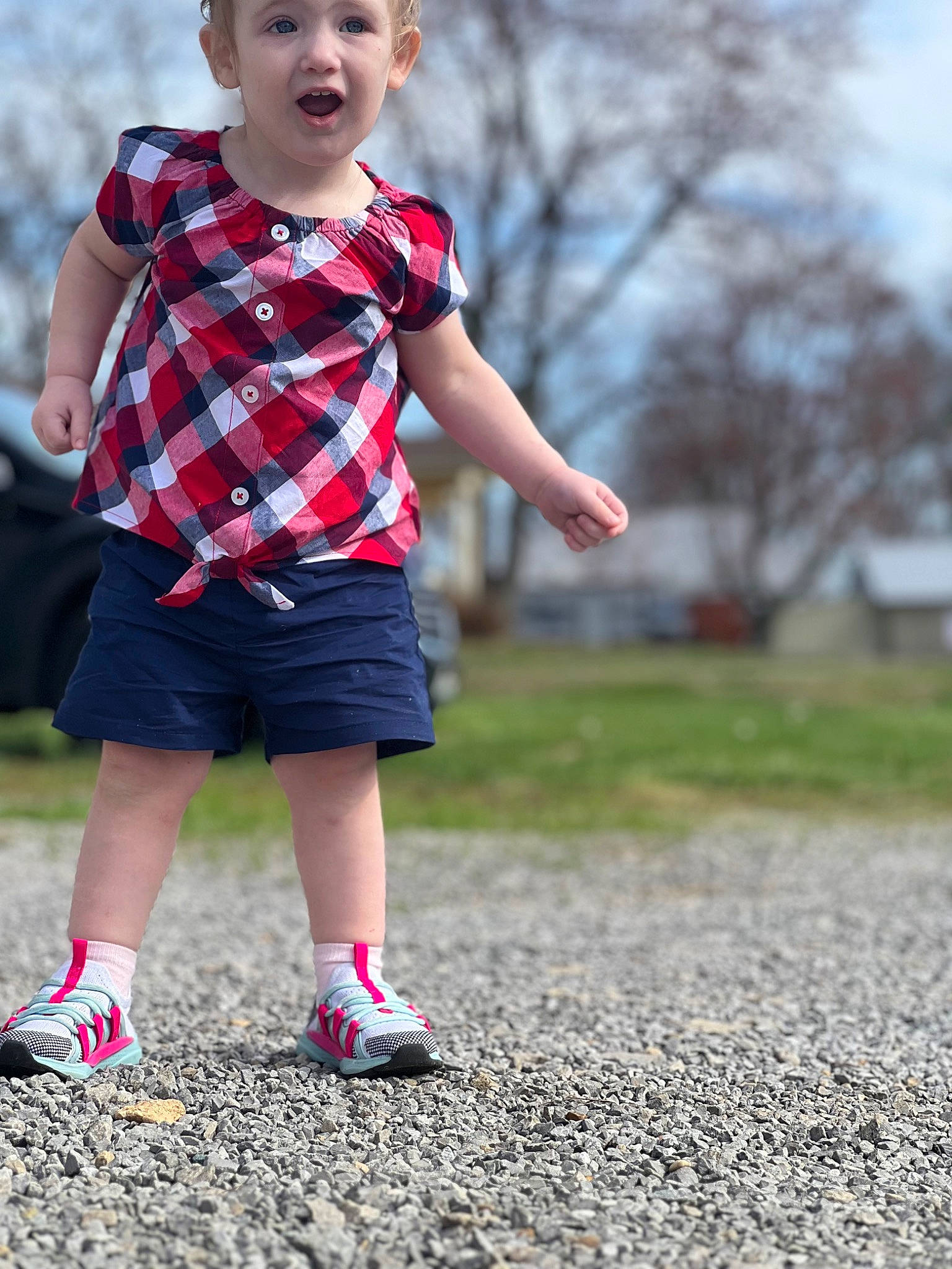 Elizabeth joined the competition — help win amazing prizes! child, denim, electric_blue, fun, grass, happy, headwear, human_leg, leisure, pattern, people_in_nature, person, plaid, plant, recreation, shorts, sleeve, surprise, t_shirt, tartan