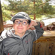 Yohan participe au concours pour gagner de l'argent avec cette photo :