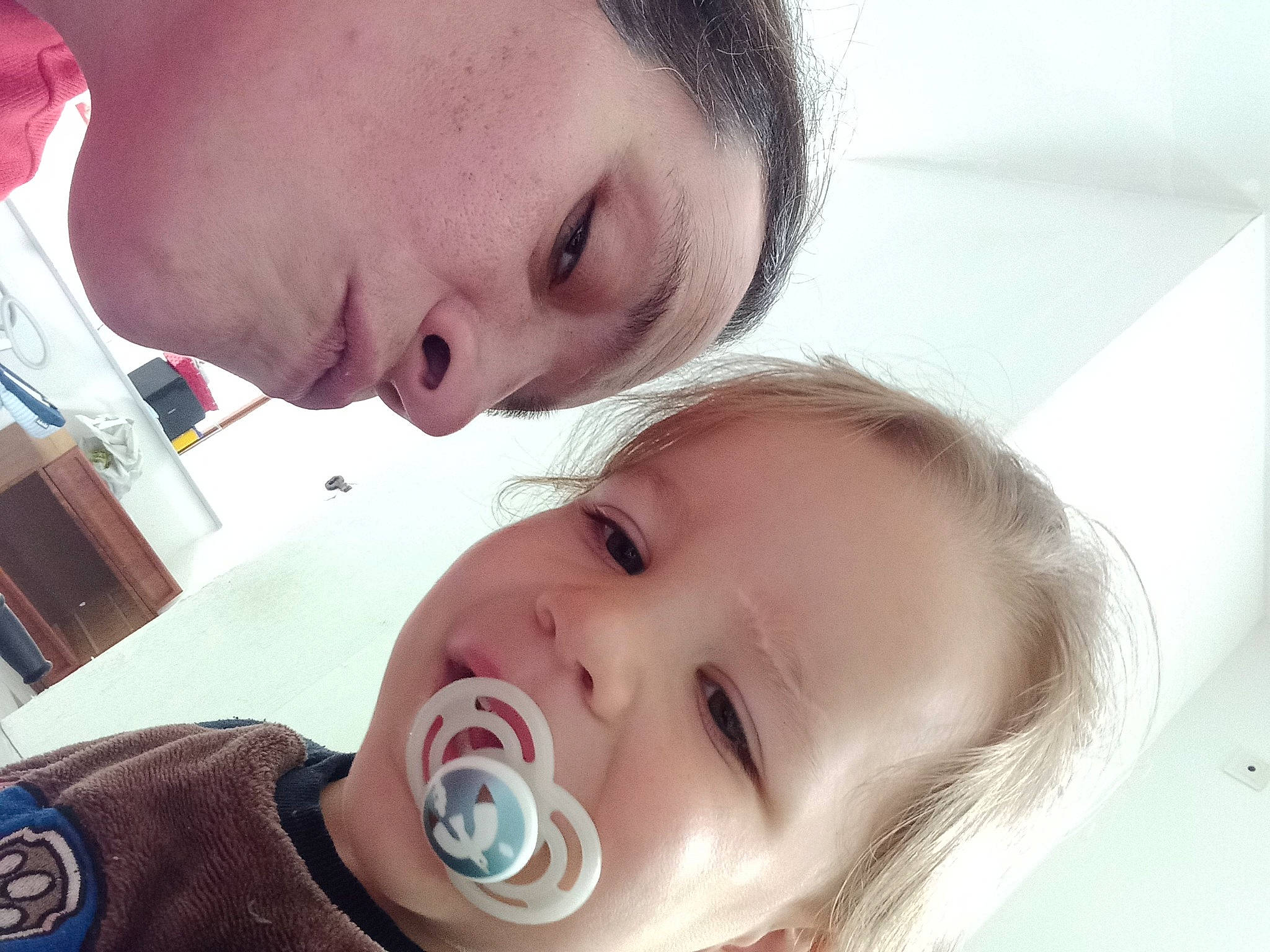 David a rejoint le concours — aidez-le/la à gagner de superbes lots ! baby, baby_toddler_clothing, cheek, comfort, ear, eyebrow, eyelash, gesture, happy, iris, jaw, lip, mouth, neck, nose, organ, person, skin, smile, toddler