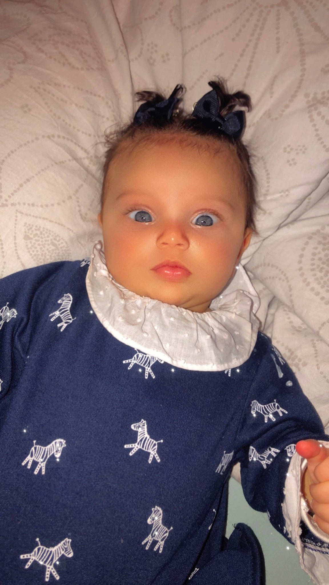 Emilyana participe au concours pour gagner de l'argent avec cette photo : baby_toddler_clothing, cheek, chin, ear, eye, eyebrow, eyelash, flash_photography, forehead, head, human_body, iris, lip, mouth, neck, nose, person, skin, sleeve, toddler