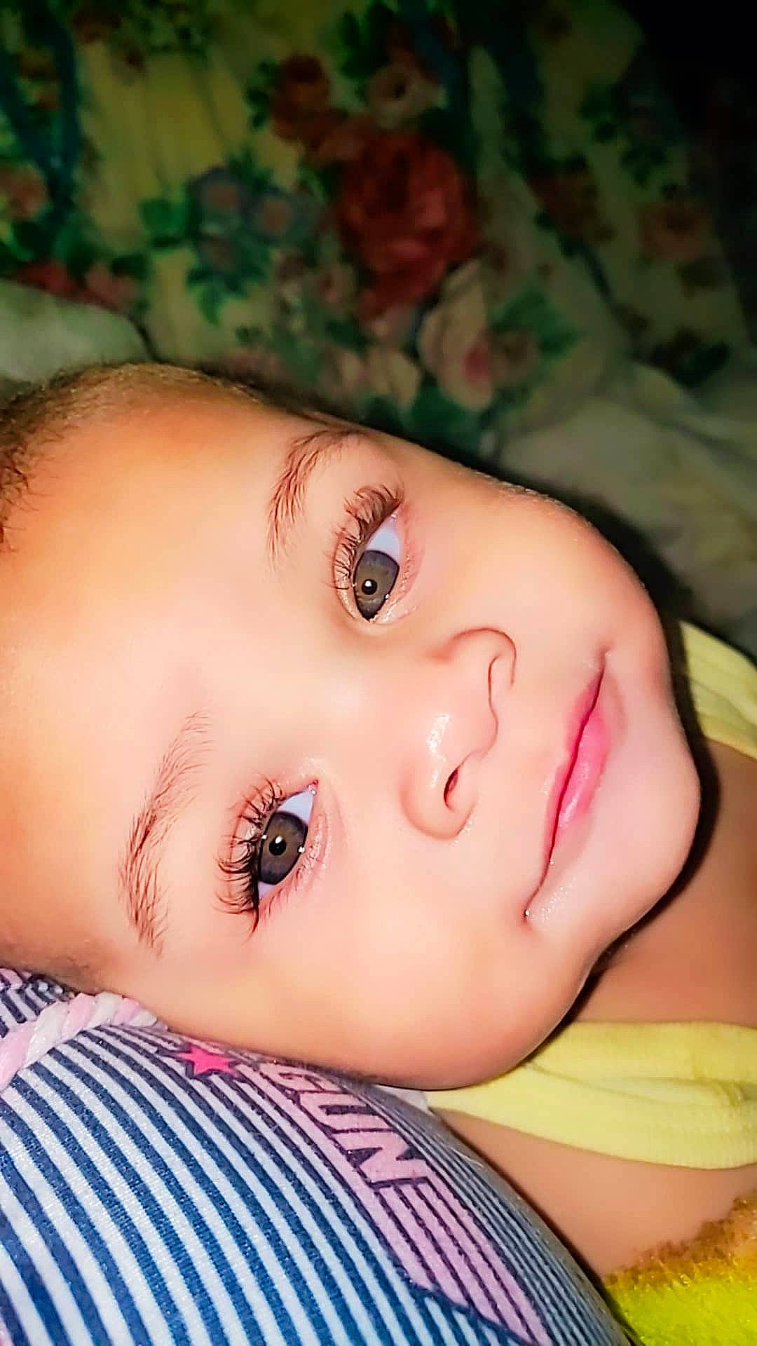 Daryl is registered to the contest to win money with this photo: beauty, black_hair, brown_hair, cheek, chin, close_up, electric_blue, eyebrow, eyelash, flash_photography, forehead, happy, iris, lip, long_hair, mouth, neck, nose, person, selfie