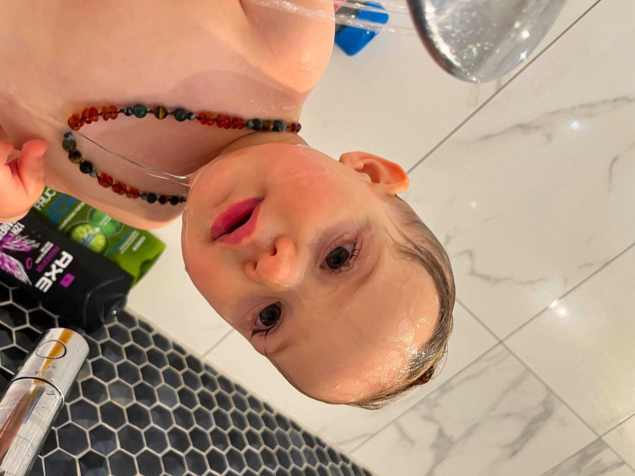Maela participe au concours pour gagner de l'argent avec cette photo : bathing, cheek, child, chin, ear, eyebrow, eyelash, eyewear, forehead, fun, happy, iris, jaw, lip, mouth, neck, nose, person, skin, toddler