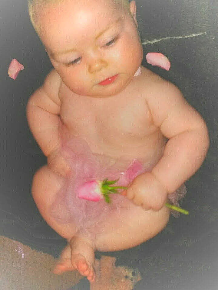 Rileylee joined the competition — help win amazing prizes! baby, baby_bathing, bathing, bathtub, cheek, child, face, hand, lip, nose, person, pink, skin, stomach, thumb, toddler