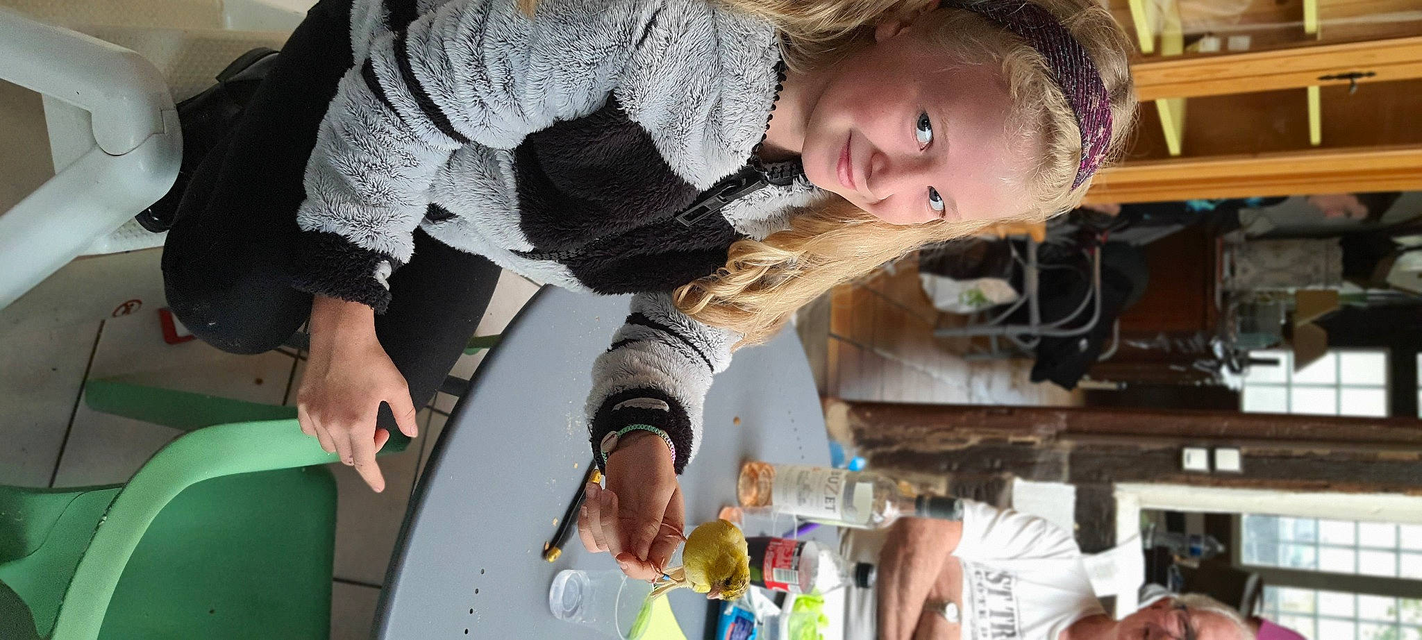 Cléa participe au concours pour gagner de l'argent avec cette photo : blurred, joy, person