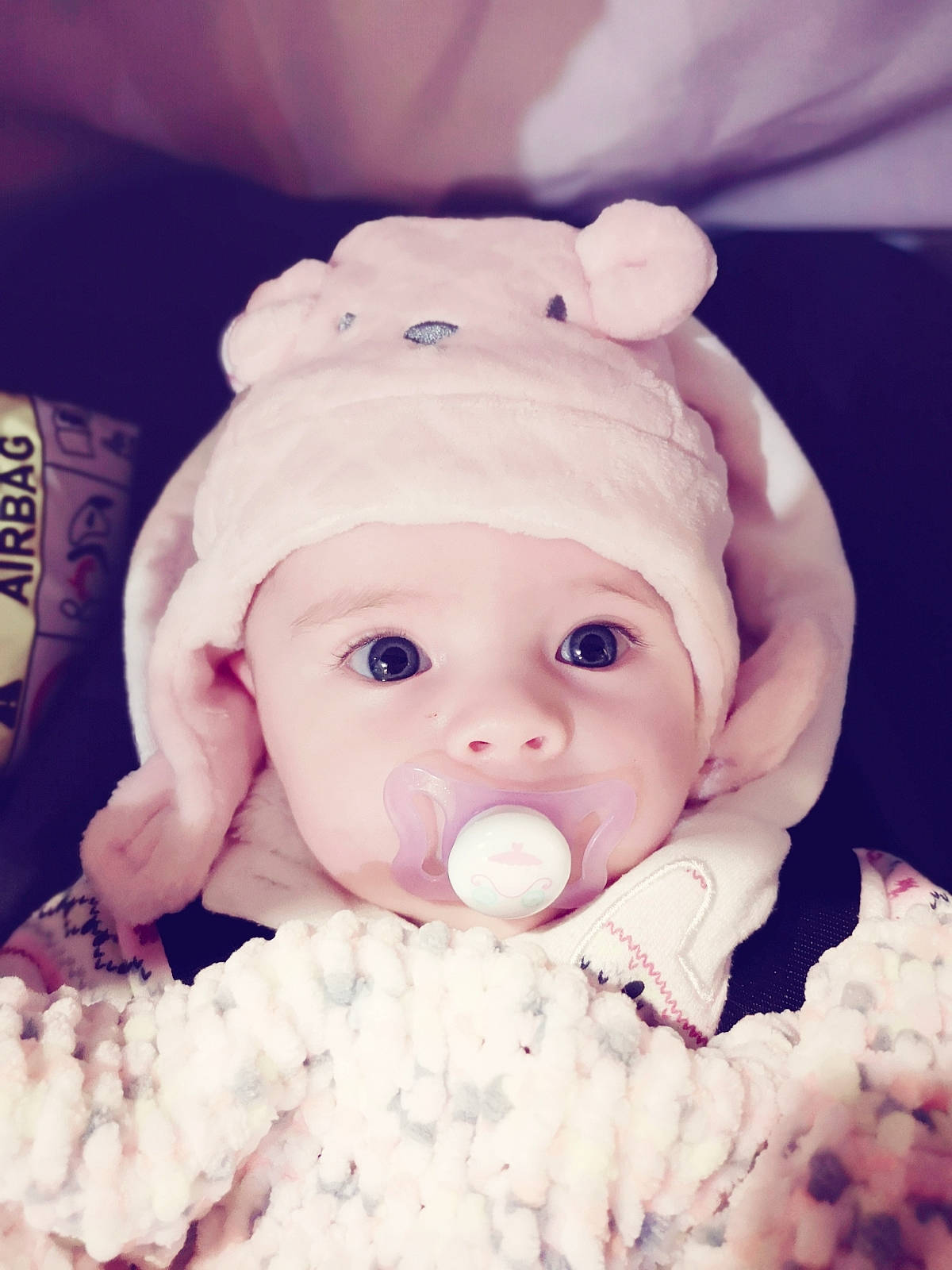 Mélyna participe au concours pour gagner de l'argent avec cette photo : baby, cheek, child, eye, head, person, pink, smile, toddler