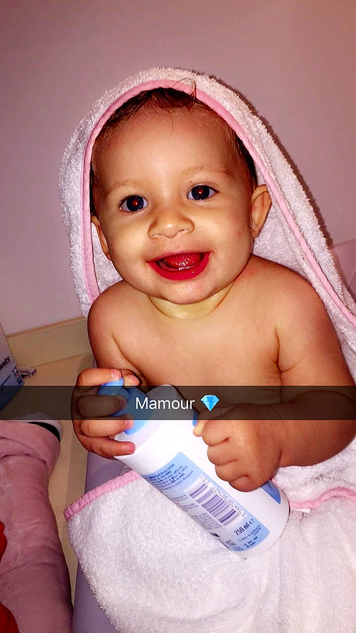 Iliana participe au concours pour gagner de l'argent avec cette photo : baby, baby_products, cheek, child, finger, joy, lip, nose, person, product, skin, smile, toddler