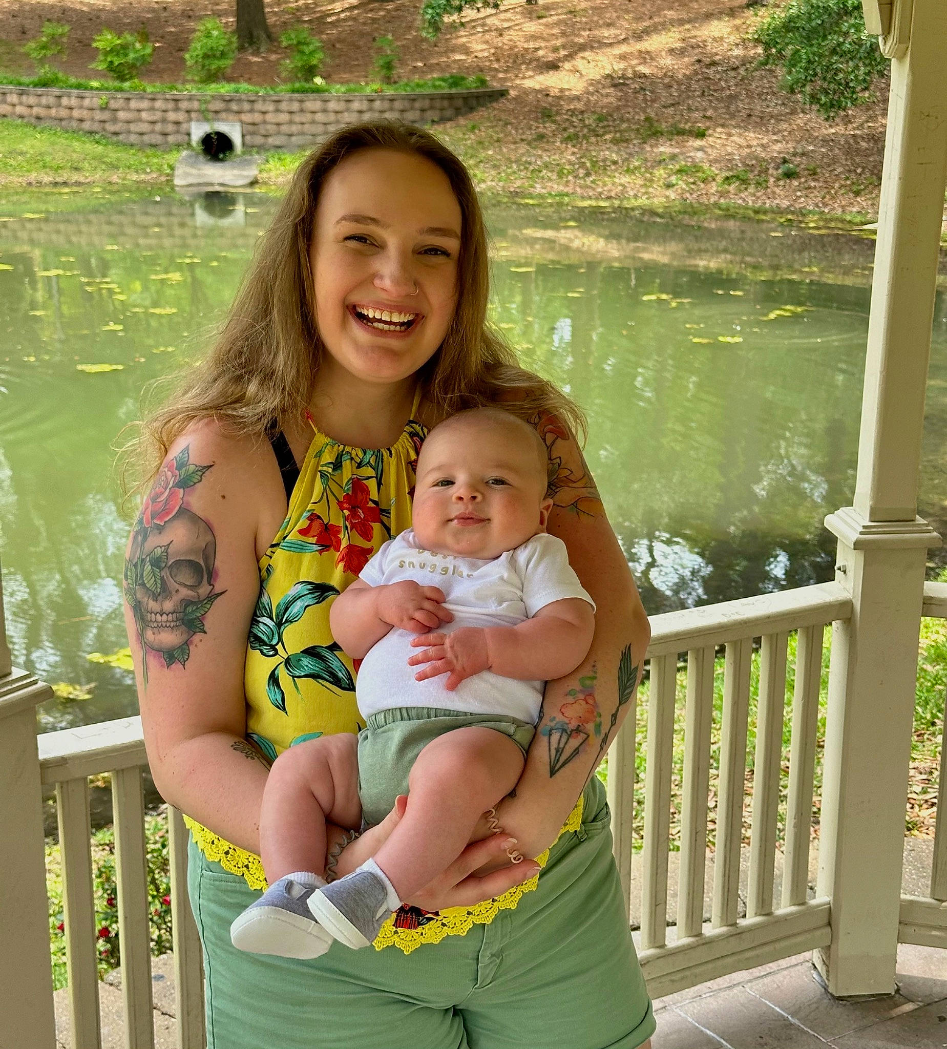 Enzo is registered to the contest to win money with this photo: baby, child, face, facial_expression, fun, grass, green, happy, joy, leisure, people, people_in_nature, person, photograph, plant, recreation, shorts, skin, smile, summer