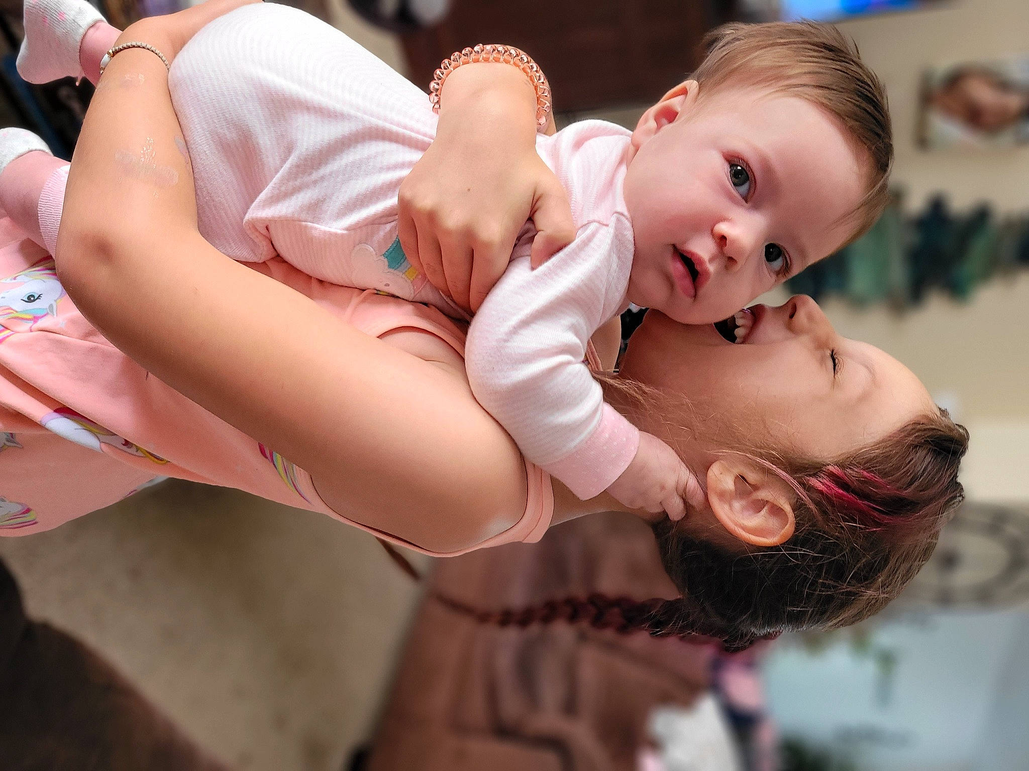 Lily is registered to the contest to win money with this photo: abdomen, baby, bracelet, brassiere, chest, dress, event, flash_photography, fun, gesture, happy, hug, human_leg, jewellery, navel, person, stomach, sunglasses, thigh, toddler