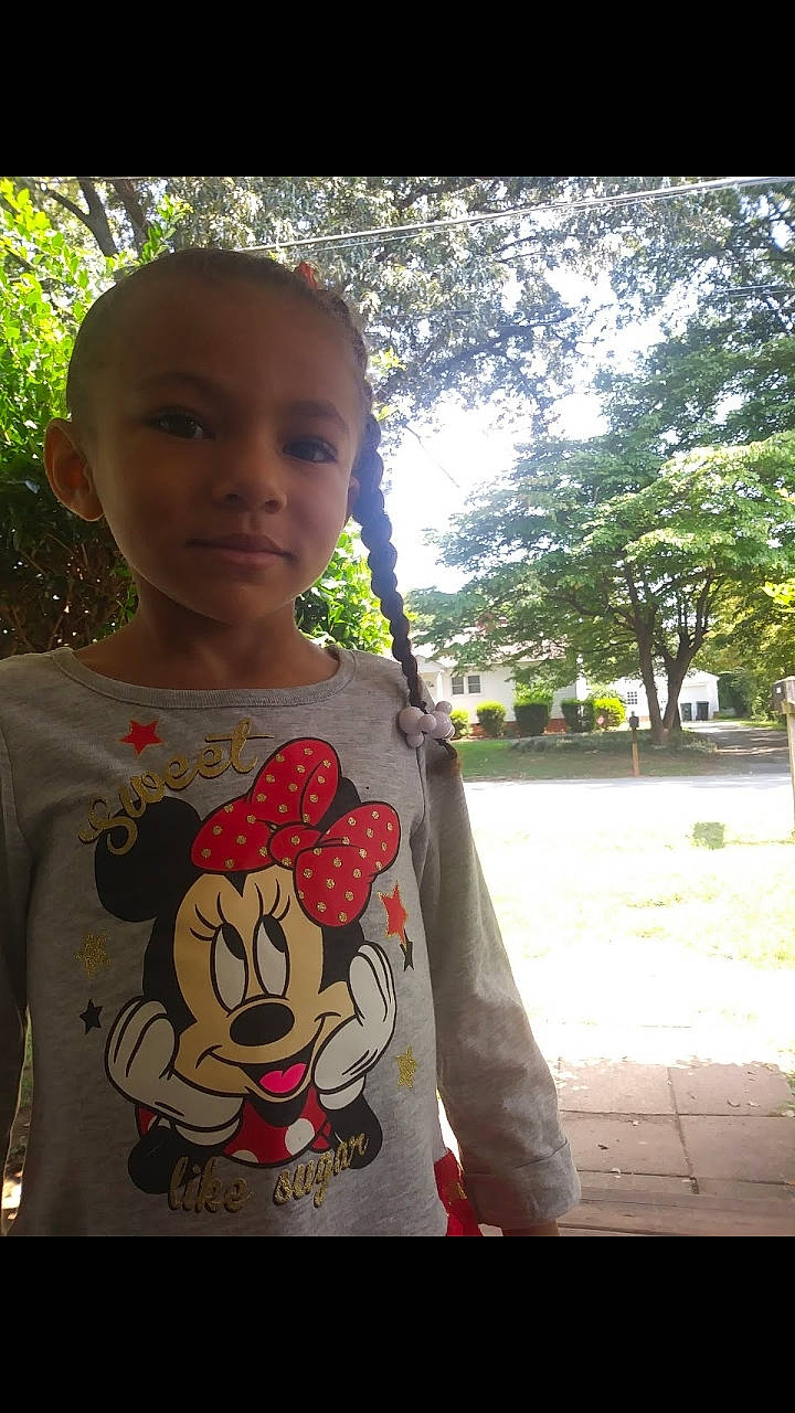 Suraya is registered to the contest to win money with this photo: boy, child, cool, day, design, fun, girl, happiness, human, male, person, plant, product, recreation, smile, temple, toddler, tree, vertebrate, world