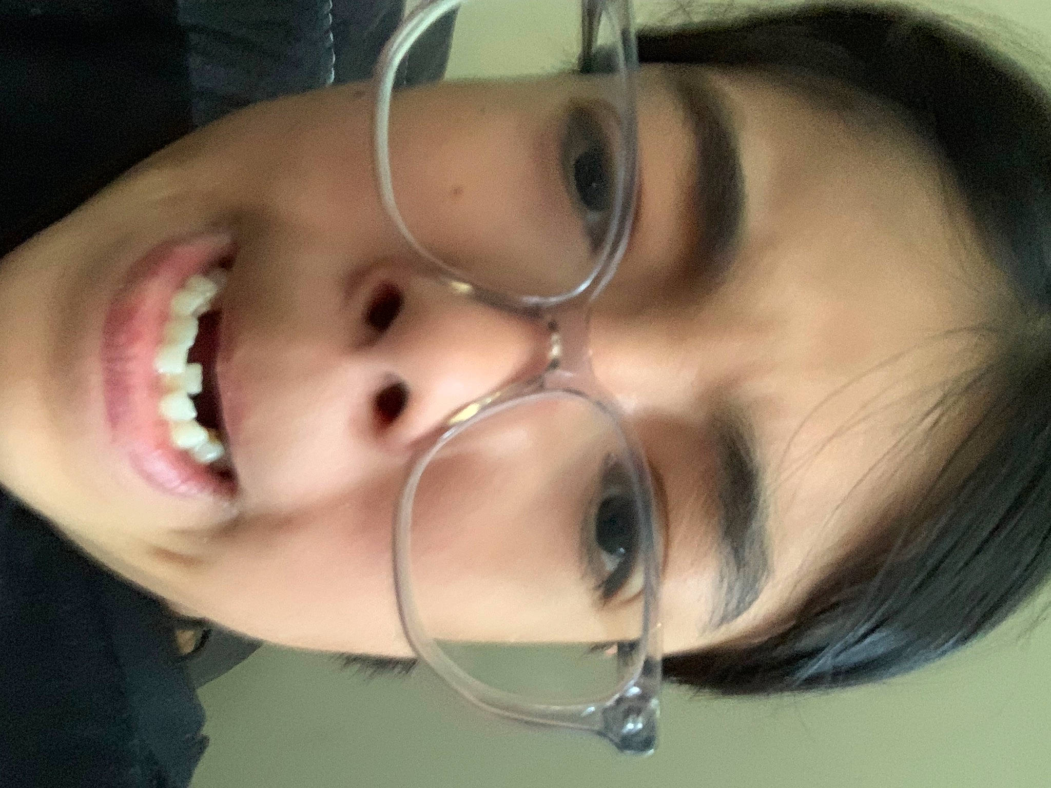 Fionaa is registered to the contest to win money with this photo: cheek, chin, ear, eye, eyebrow, eyelash, facial_expression, forehead, glasses, hair, head, human, jaw, lip, mouth, neck, nose, person, skin, smile