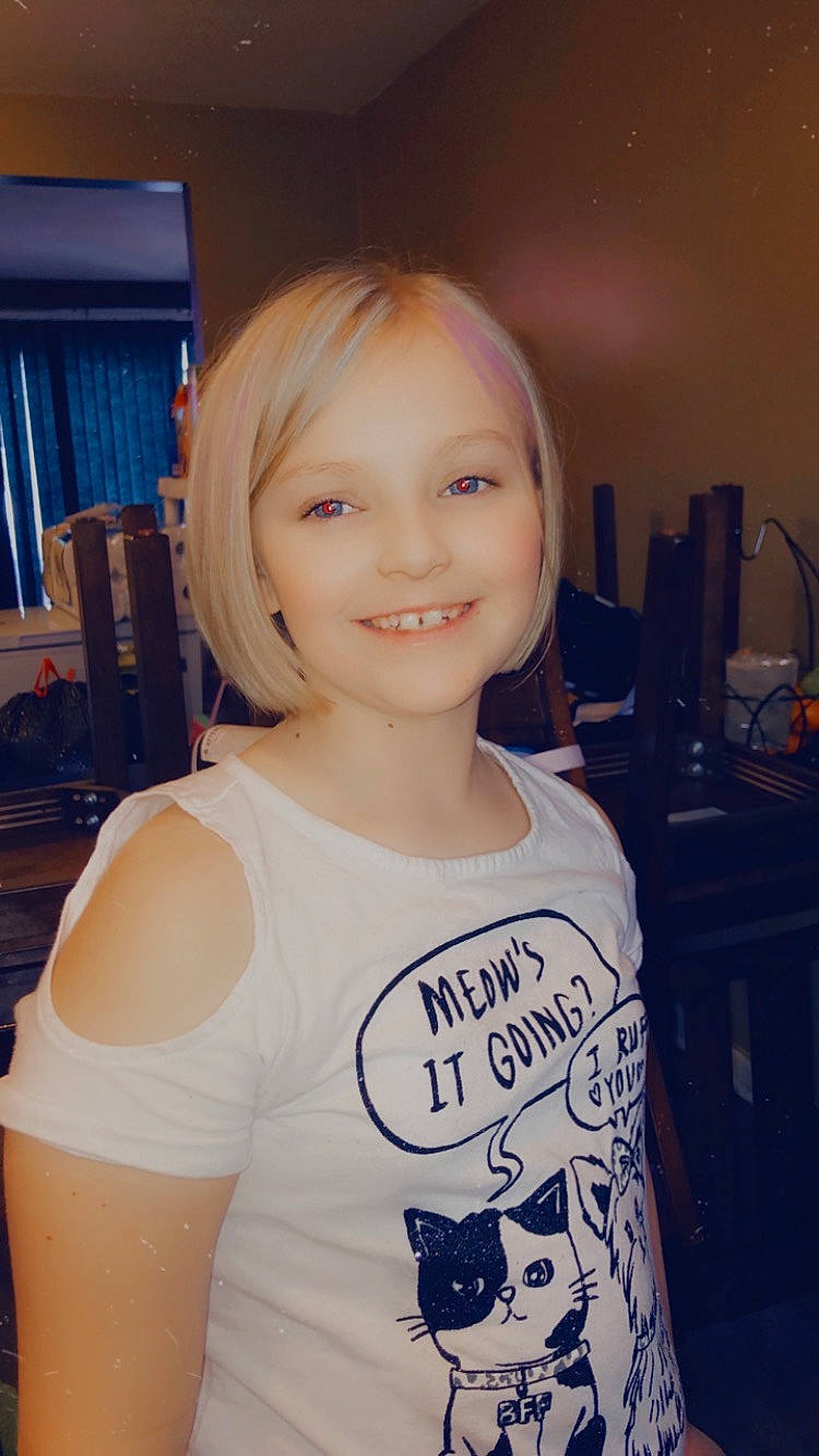 Vanessa joined the competition — help win amazing prizes! active_shirt, blond, cheek, chest, cool, electric_blue, eyelash, hairstyle, happy, iris, joint, joy, layered_hair, long_hair, muscle, neck, person, shoulder, sleeve, smile