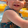 Romane participe au concours pour gagner de l'argent avec cette photo : toddler, child, smiling, wet_hair, swimsuit, pool, water, summer, outdoor, happy, face, skin, play, splash, colorful, clothing, person, portrait, baby, vacation