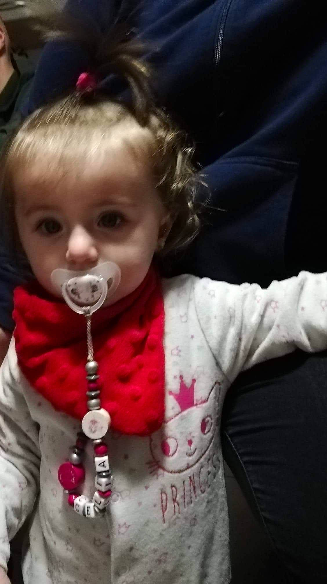 Célia a rejoint le concours — aidez-le/la à gagner de superbes lots ! child, girl, person, product, toddler