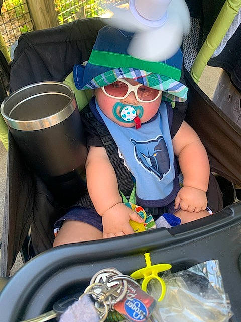 Antonio is registered to the contest to win money with this photo: auto_part, automotive_design, automotive_exterior, automotive_lighting, baby_toddler_clothing, bumper, car_seat, eyewear, fun, glasses, goggles, hat, headwear, motor_vehicle, person, personal_protective_equipment, sun_hat, sunglasses, thigh, vehicle_door
