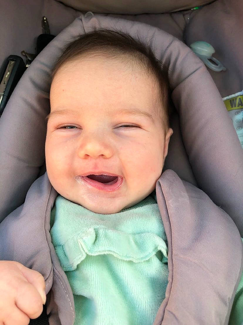 Lyha participe au concours pour gagner de l'argent avec cette photo : baby, baby_toddler_clothing, cheek, child, chin, comfort, eye, eyebrow, fun, gesture, happy, head, iris, lip, mouth, nose, outerwear, person, skin, smile