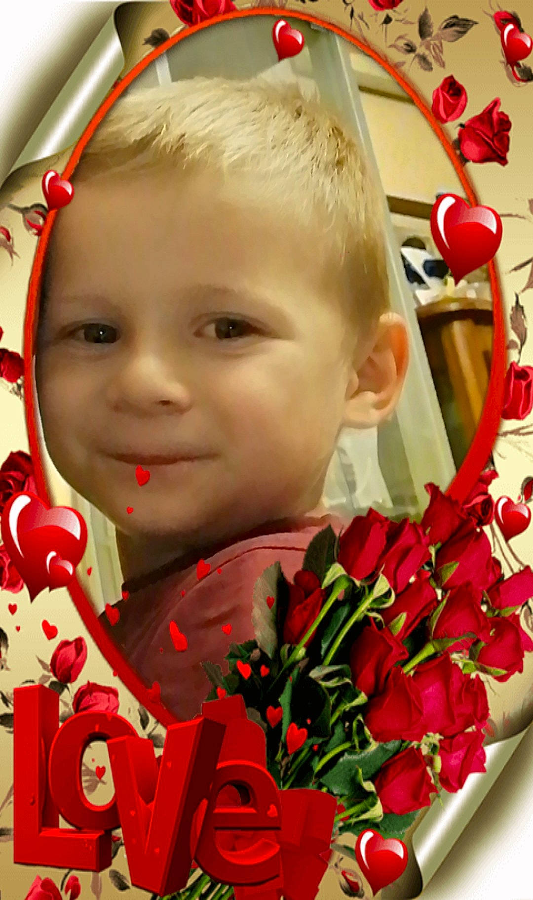 Enzo participe au concours pour gagner de l'argent avec cette photo : beauty, cheek, child, event, eye, facial_expression, flower, happy, joy, leaf, lip, nose, organ, people, person, petal, photograph, plant, product, red