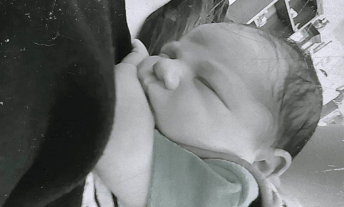 Liam is registered to the contest to win money with this photo: baby, birth, black_and_white, child, ear, love, monochrome, monochrome_photography, person, photography, sleep, style