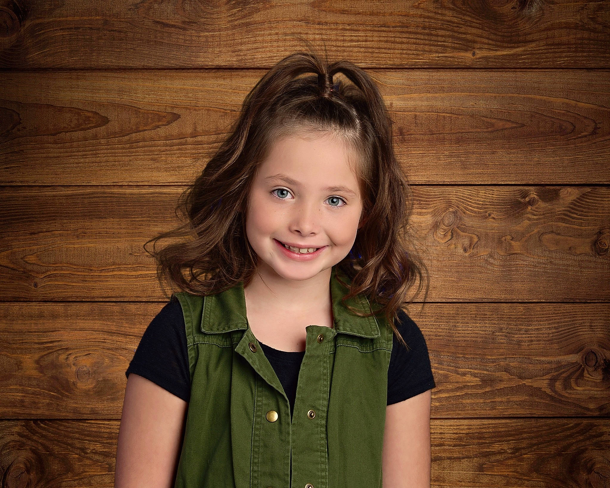 Blakeleigh joined the competition — help win amazing prizes! blond, brown_hair, child, child_model, chin, eye, face, green, hair, hairstyle, happy, iris, joy, layered_hair, long_hair, neck, person, photography, portrait, portrait_photography
