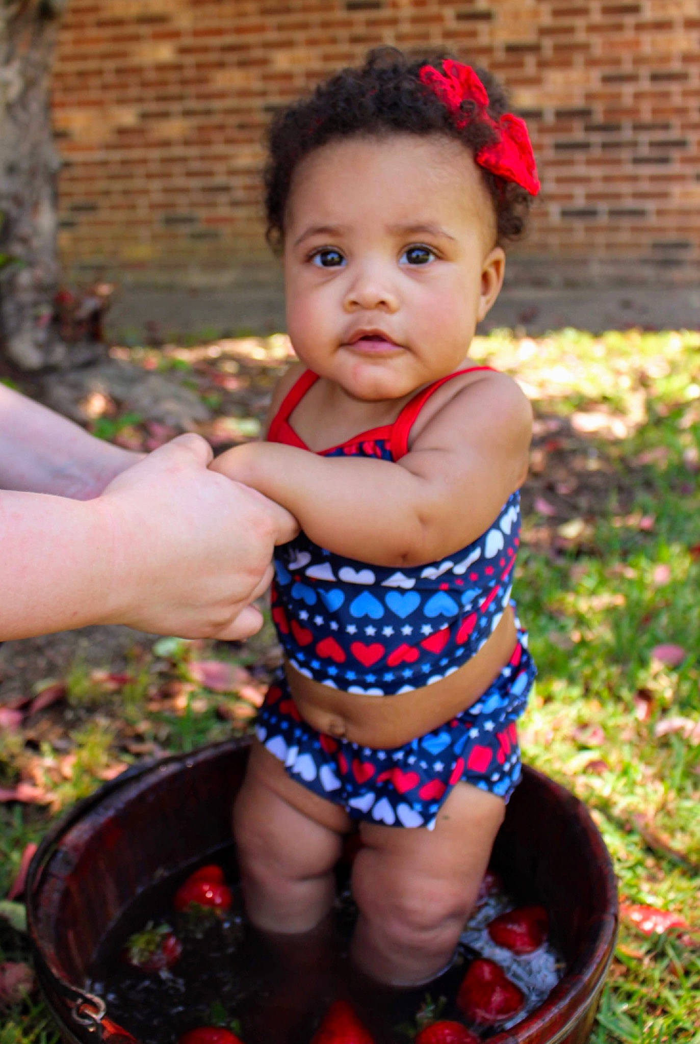 Amia is registered to the contest to win money with this photo: baby, baby_toddler_clothing, blurred, child, pattern, person, skin, smile, toddler