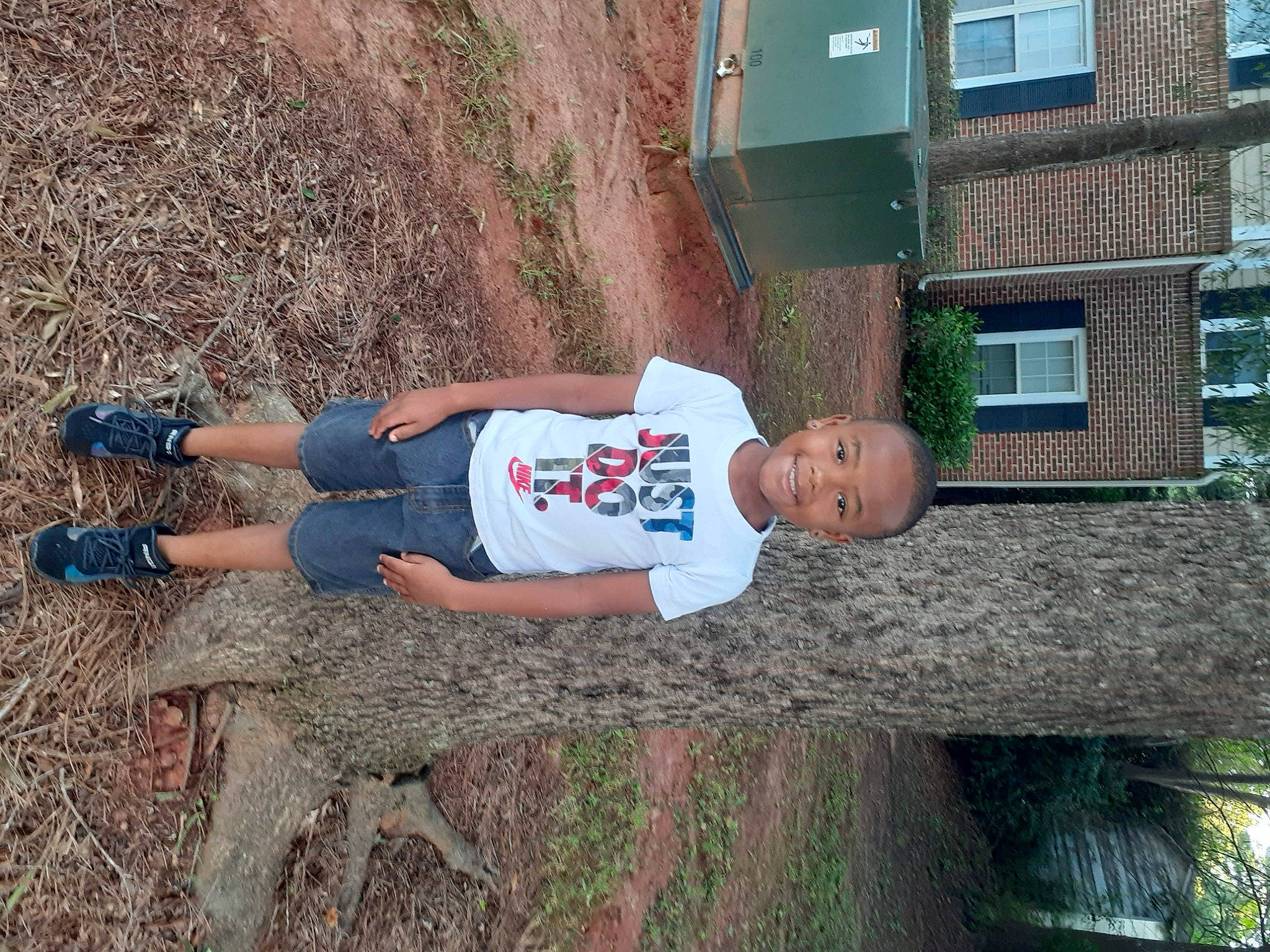 Cameo joined the competition — help win amazing prizes! building, facade, fun, grass, human_leg, joy, leisure, person, plant, shorts, smile, soil, t_shirt, thigh, tree, window