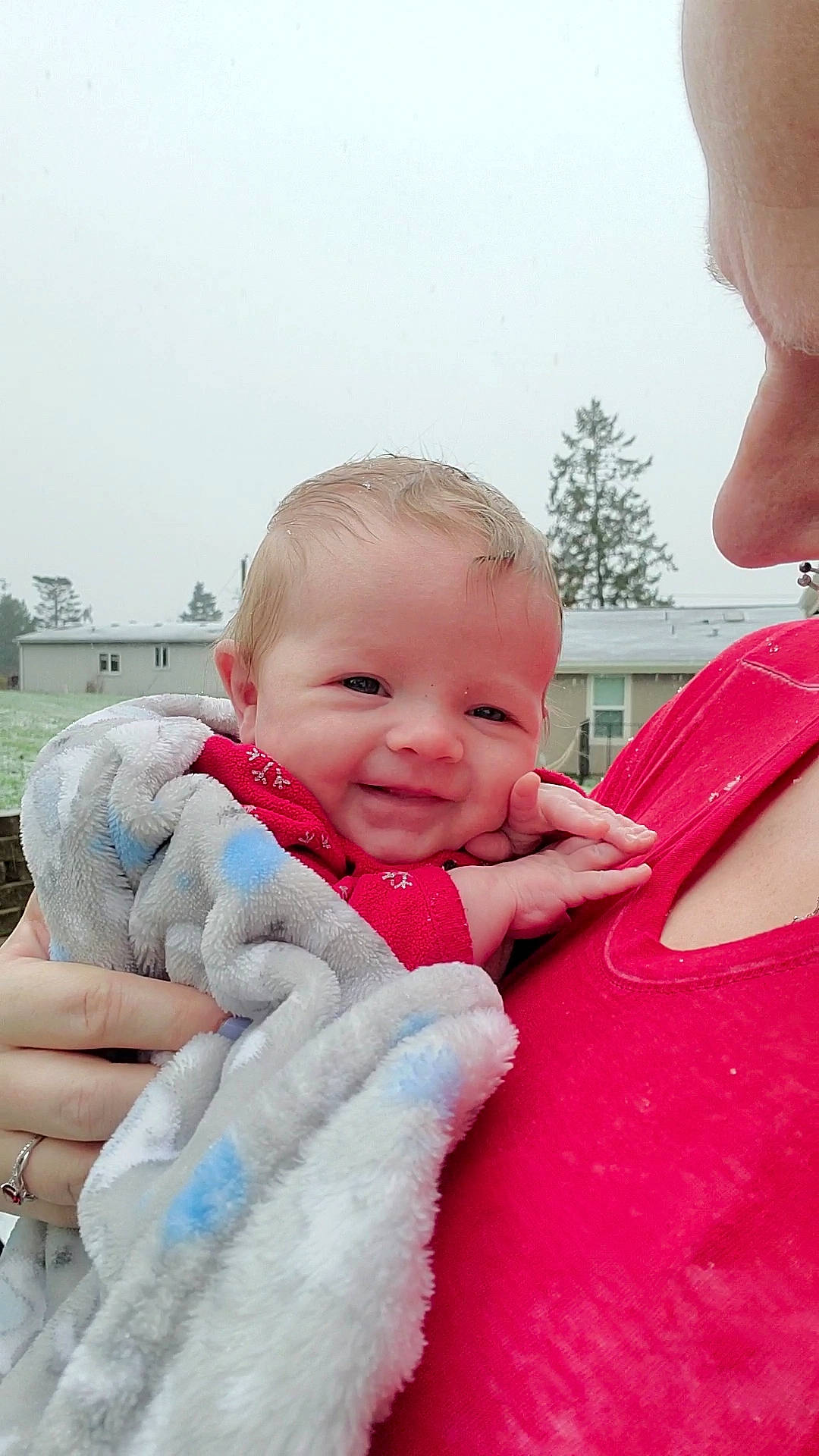 Björn is registered to the contest to win money with this photo: baby, baby_toddler_clothing, cheek, chin, cool, face, finger, gesture, grass, hand, happy, iris, joy, leisure, lip, mouth, nose, person, skin, sky