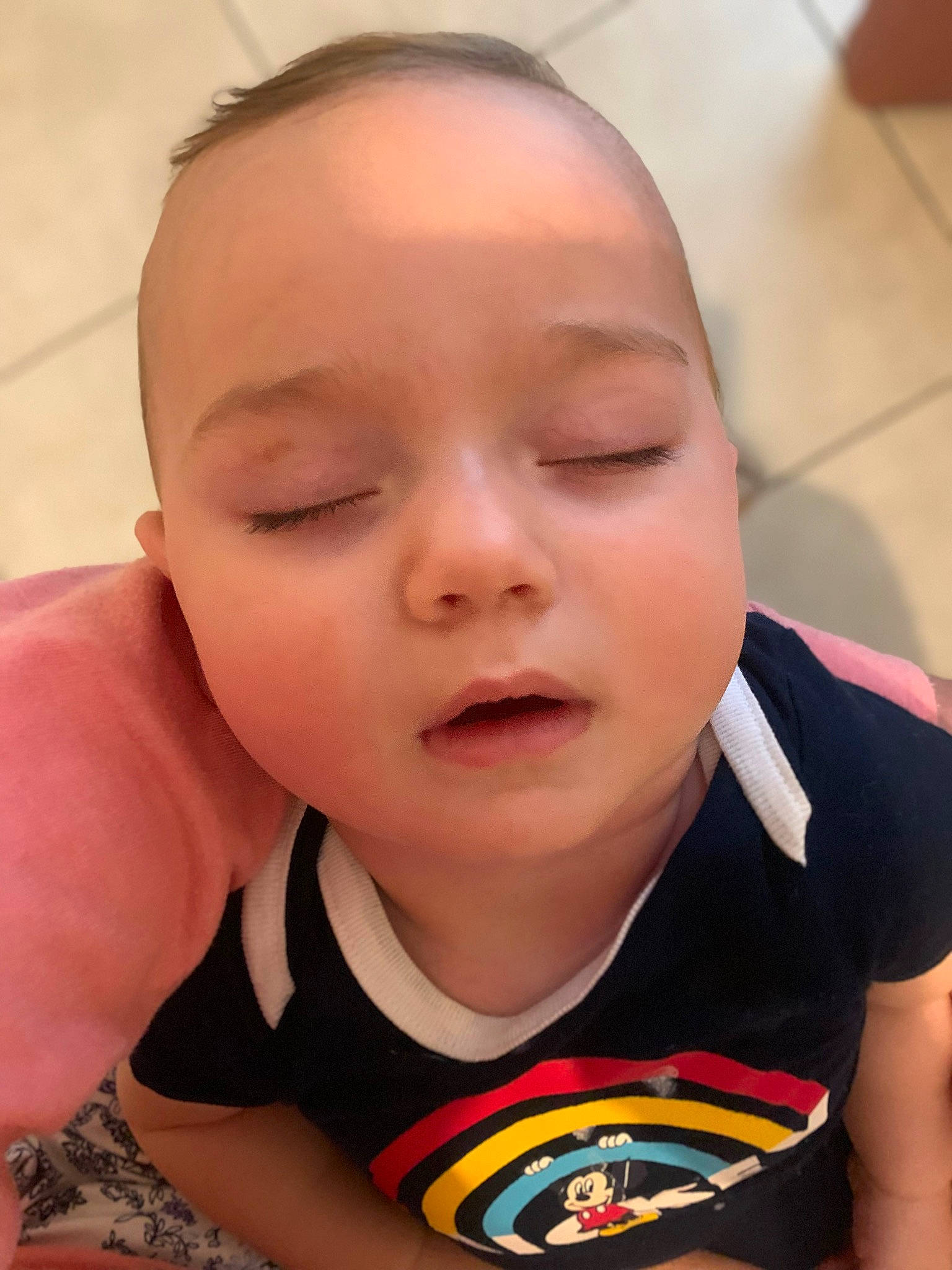 Ninnoh a rejoint le concours — aidez-le/la à gagner de superbes lots ! baby, baby_toddler_clothing, cheek, chest, chin, ear, eyebrow, eyelash, finger, forehead, hairstyle, happy, human_body, lip, mouth, neck, nose, person, skin, sleeve