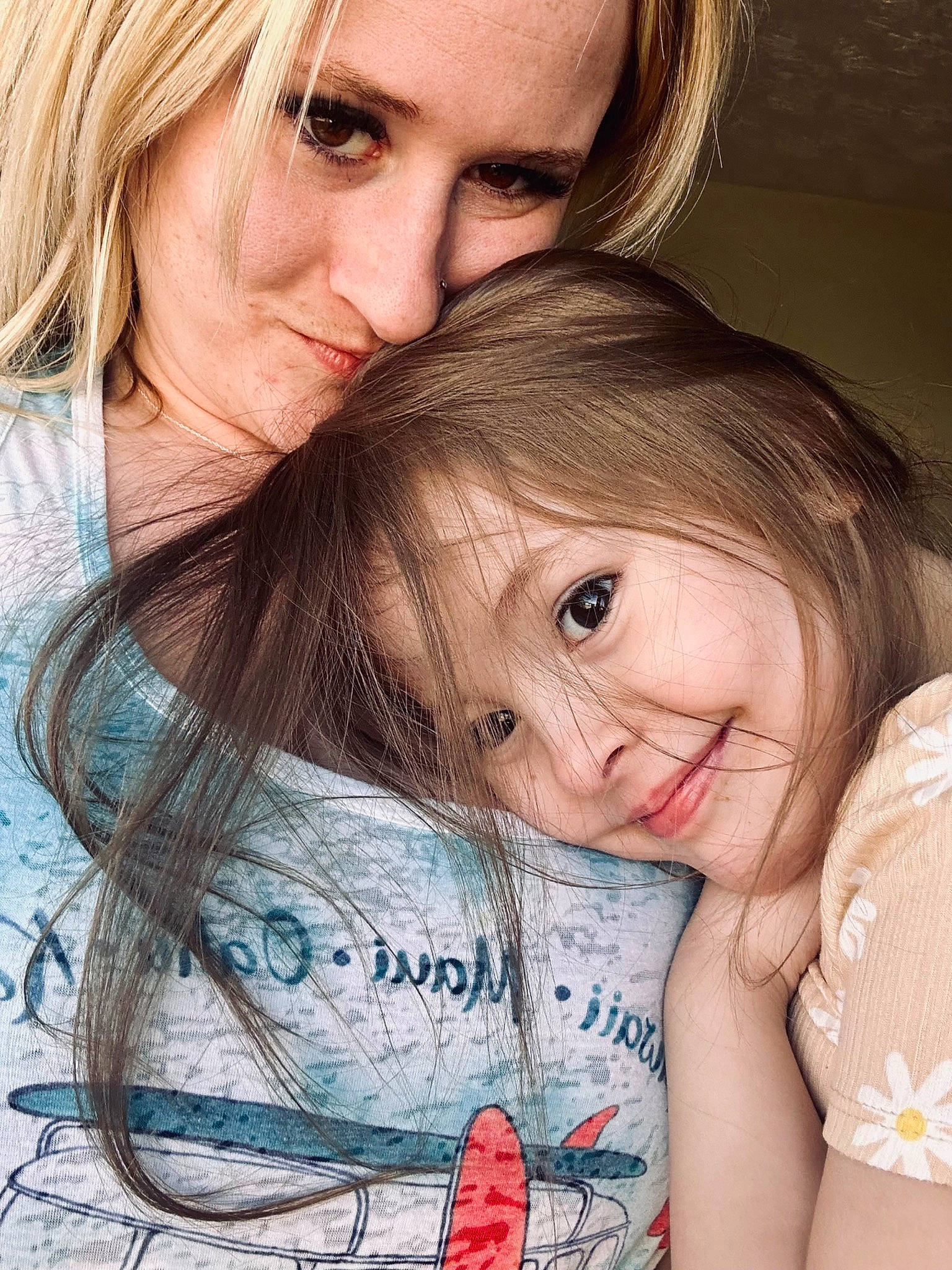 Audreyaunna is registered to the contest to win money with this photo: black_hair, cheek, chin, cool, eye, eyebrow, eyelash, gesture, hair, hairstyle, happy, iris, jaw, joy, lip, mouth, nose, organ, person, pink