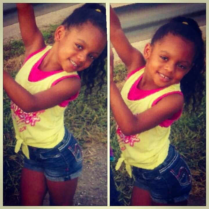 Nevaeh is registered to the contest to win money with this photo: abdomen, arm, black_hair, child, cool, daughter, day, fun, girl, hair, happiness, joint, joy, organ, person, pink, shoulder, skin, smile, standing