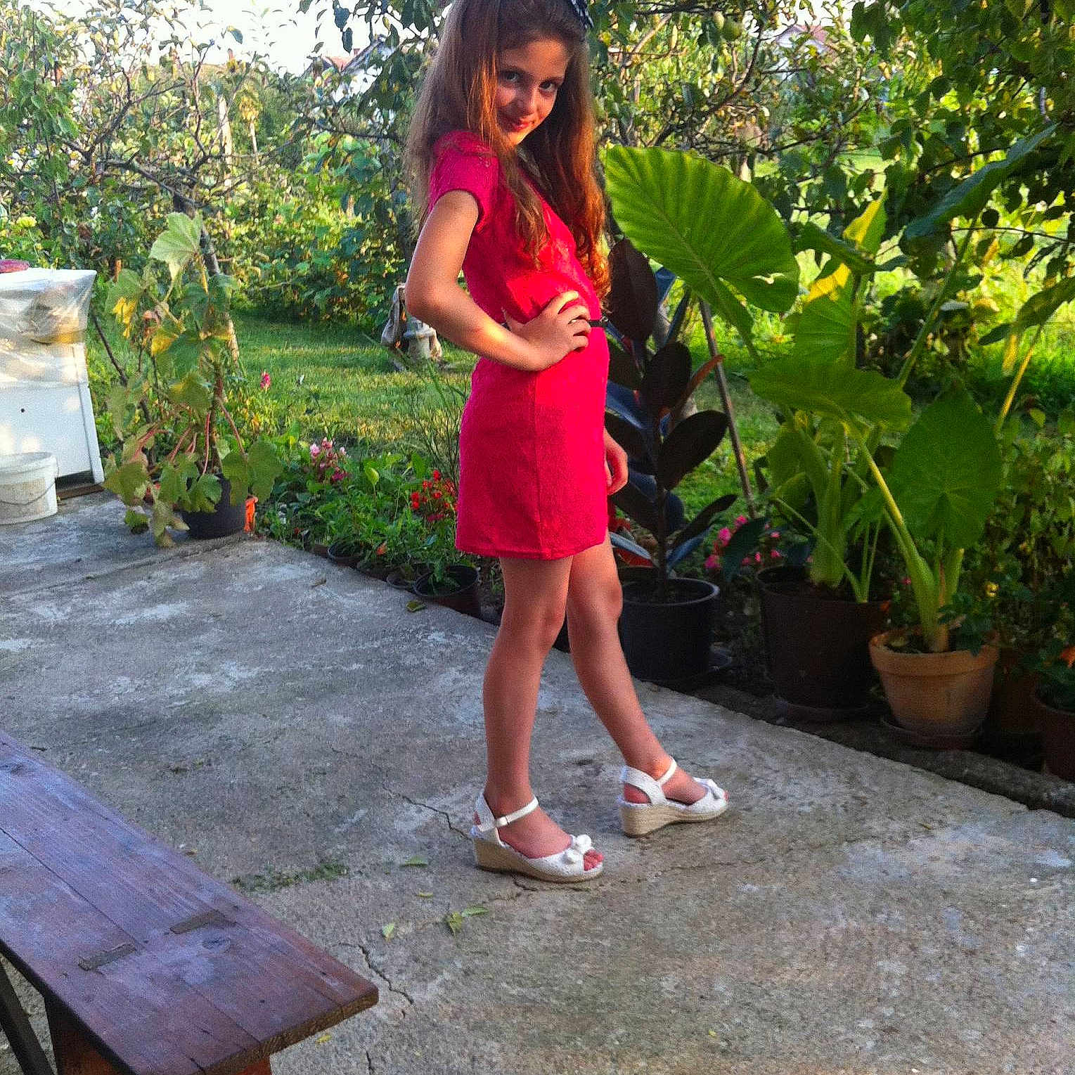 Lana participe au concours pour gagner de l'argent avec cette photo :