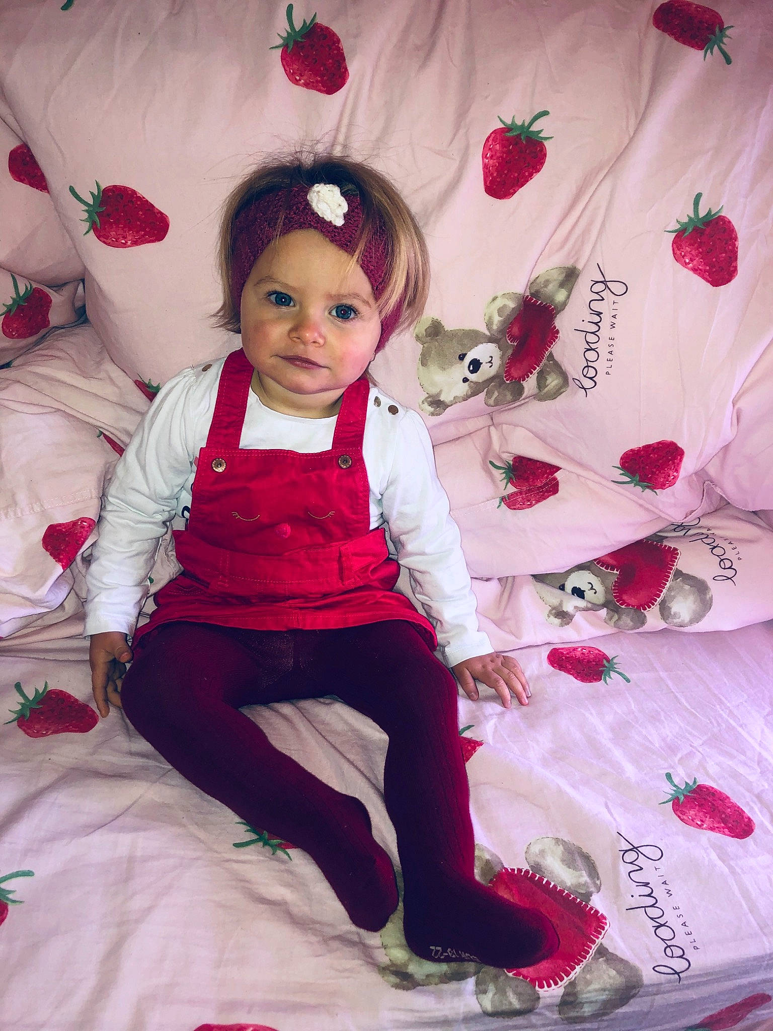 Grace participe au concours pour gagner de l'argent avec cette photo : baby, cheek, child, flower, lip, magenta, person, petal, pink, plant, red, skin, t_shirt, textile, toddler