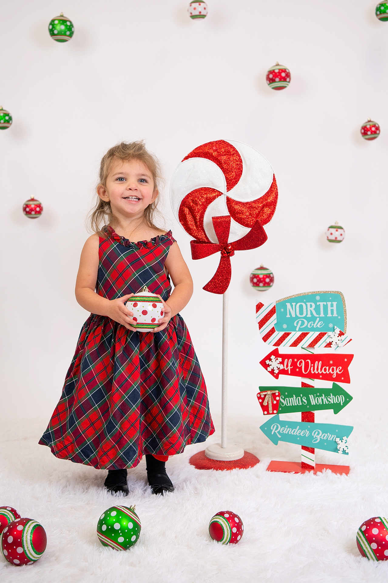 Evelynn joined the competition — help win amazing prizes! ball, candy, child, cricket, cricketball, face, female, food, football, girl, head, lollipop, person, photography, portrait, soccer, soccerball, sport, sweets, tartan