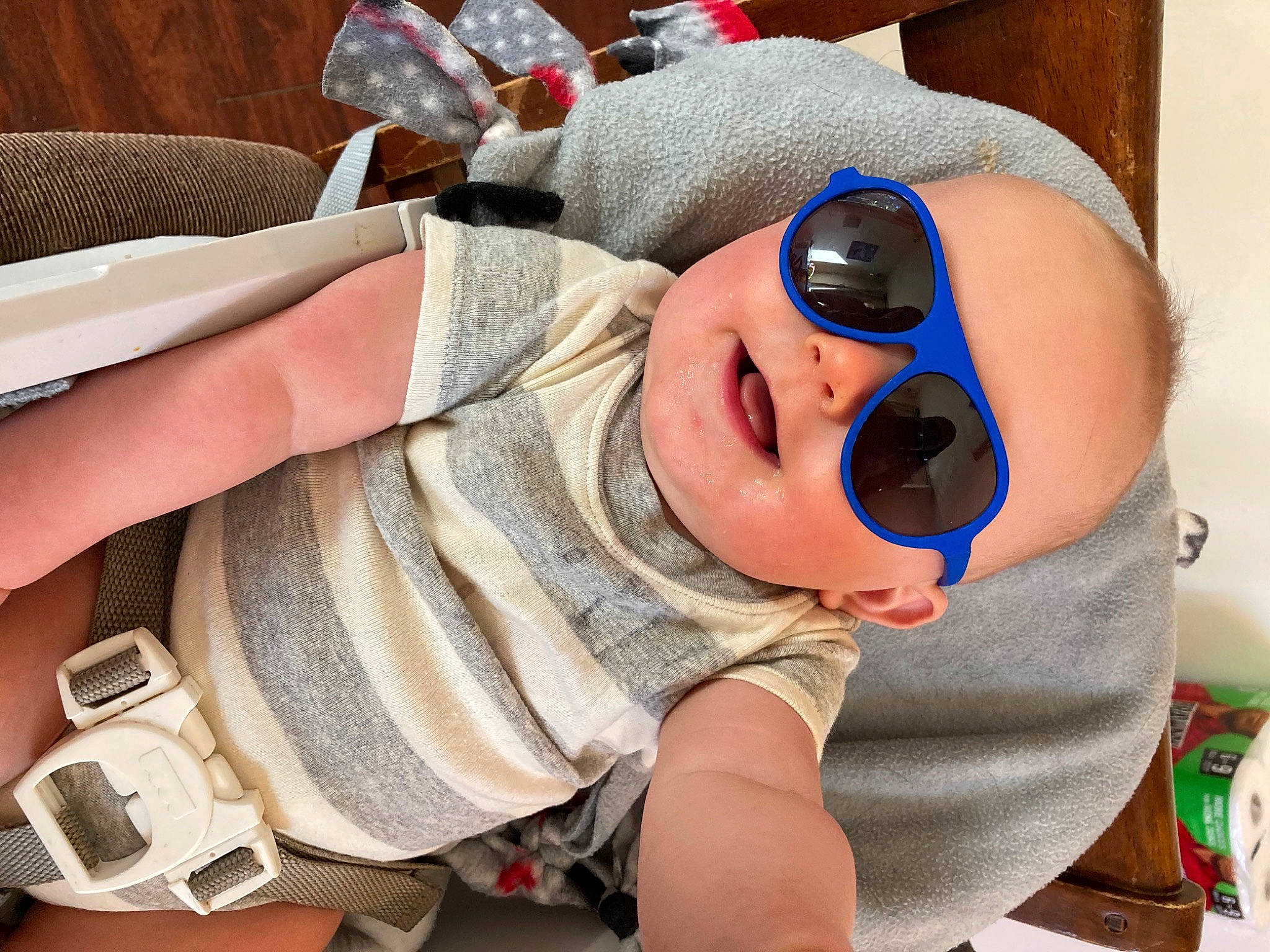 Caine is registered to the contest to win money with this photo: baby, birth, child, cool, ear, eyewear, glasses, person, sleep, sunglasses, toddler, vision_care