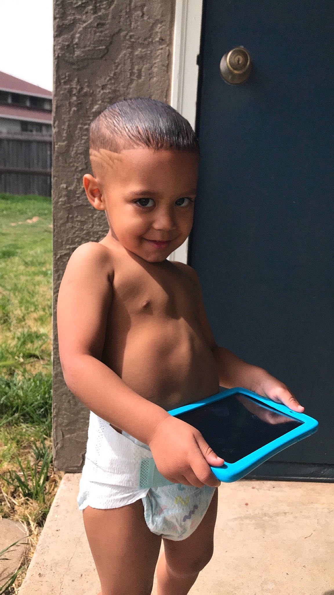 Kaecyn is registered to the contest to win money with this photo: abdomen, barechested, black_hair, child, child_model, joy, muscle, person, summer, toddler, trunk
