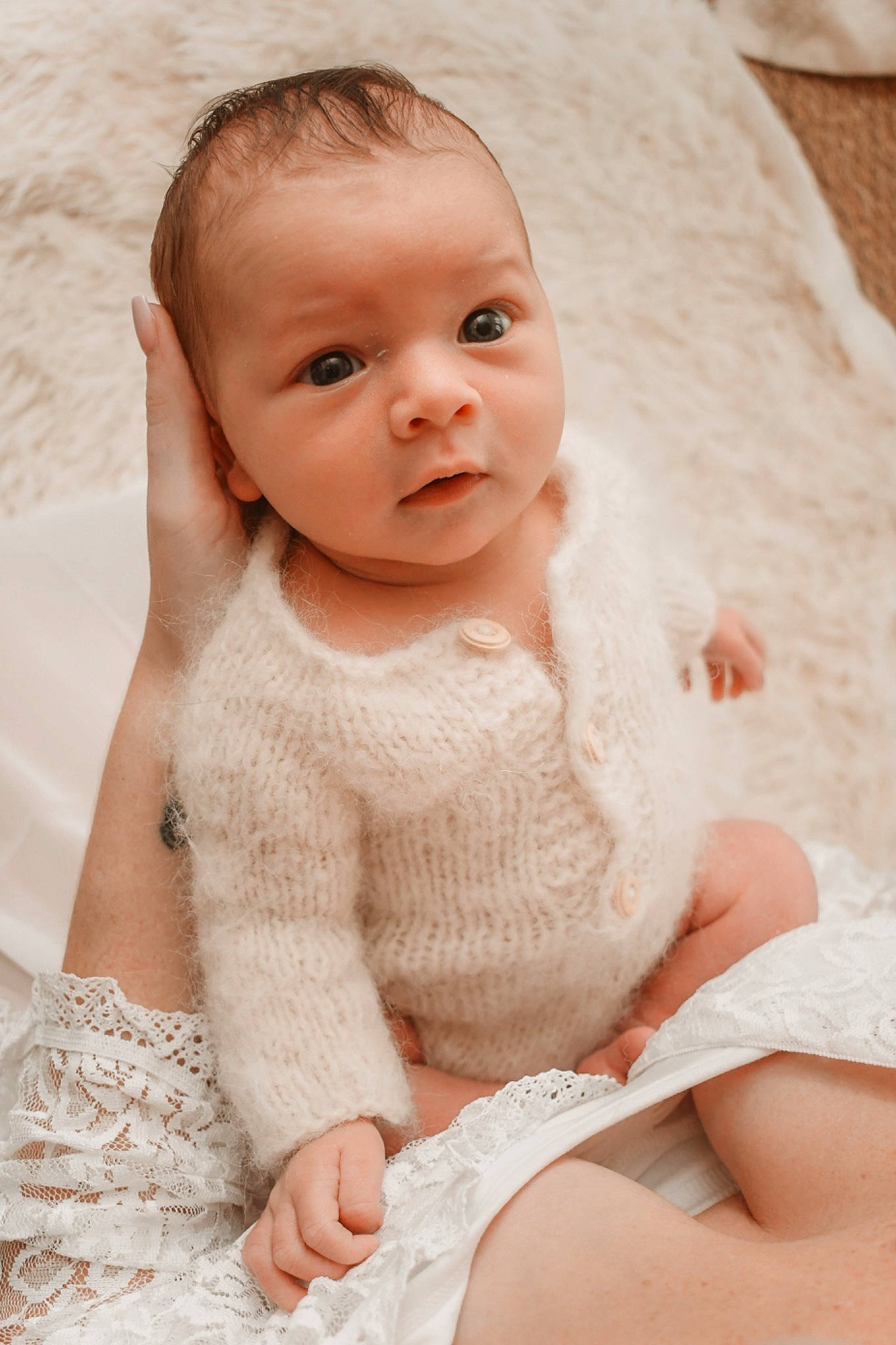 Marceau participe au concours pour gagner de l'argent avec cette photo : abdomen, baby, baby_toddler_clothing, cheek, chin, comfort, face, flash_photography, gesture, happy, linens, lip, neck, people, person, pink, skin, sleeve, stomach, textile