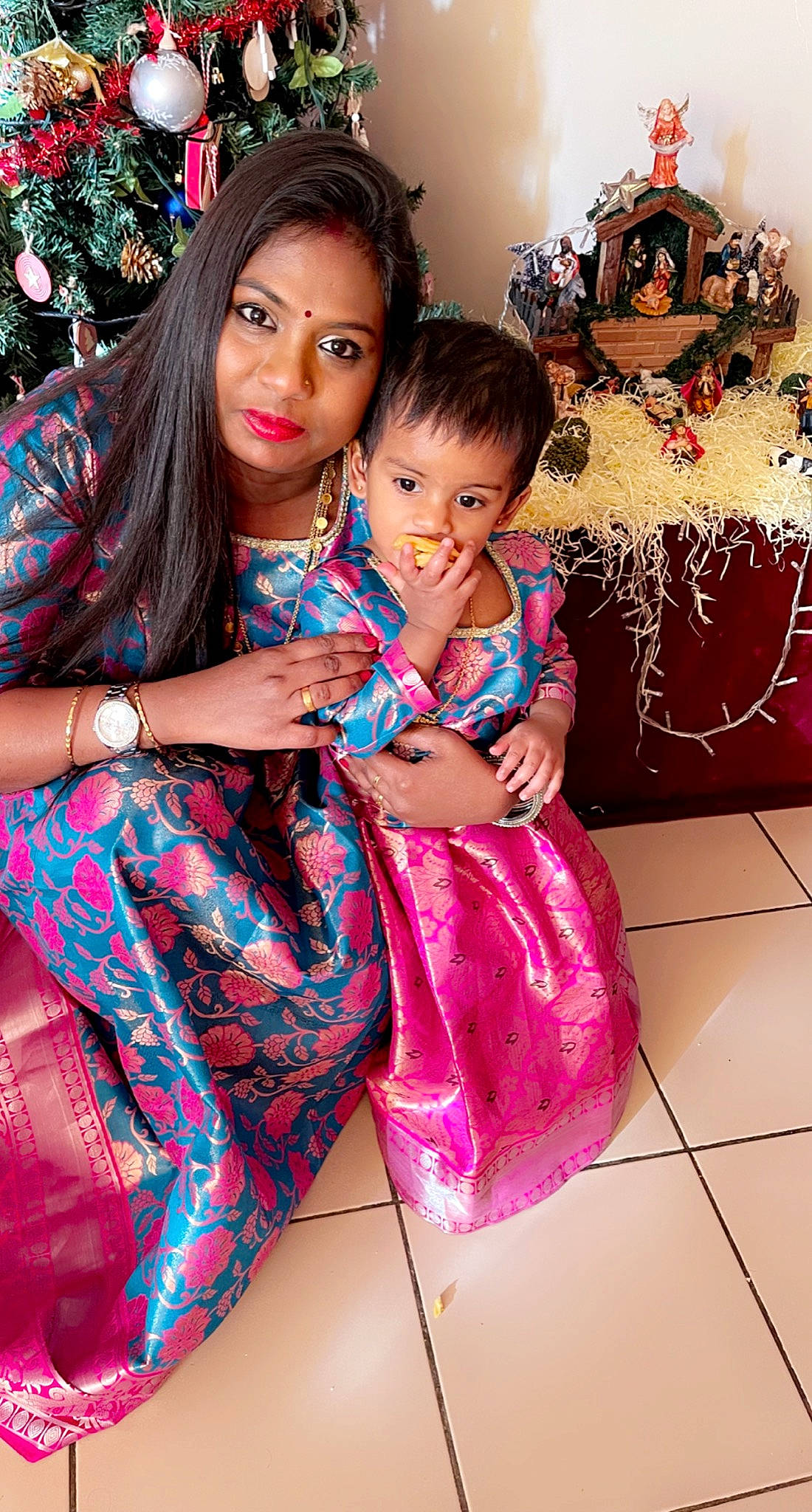 Rebecca participe au concours pour gagner de l'argent avec cette photo : abdomen, beauty, black_hair, event, fashion_design, formal_wear, hair, happy, leisure, long_hair, magenta, people, person, pink, red, skin, textile, thigh, toddler, trunk