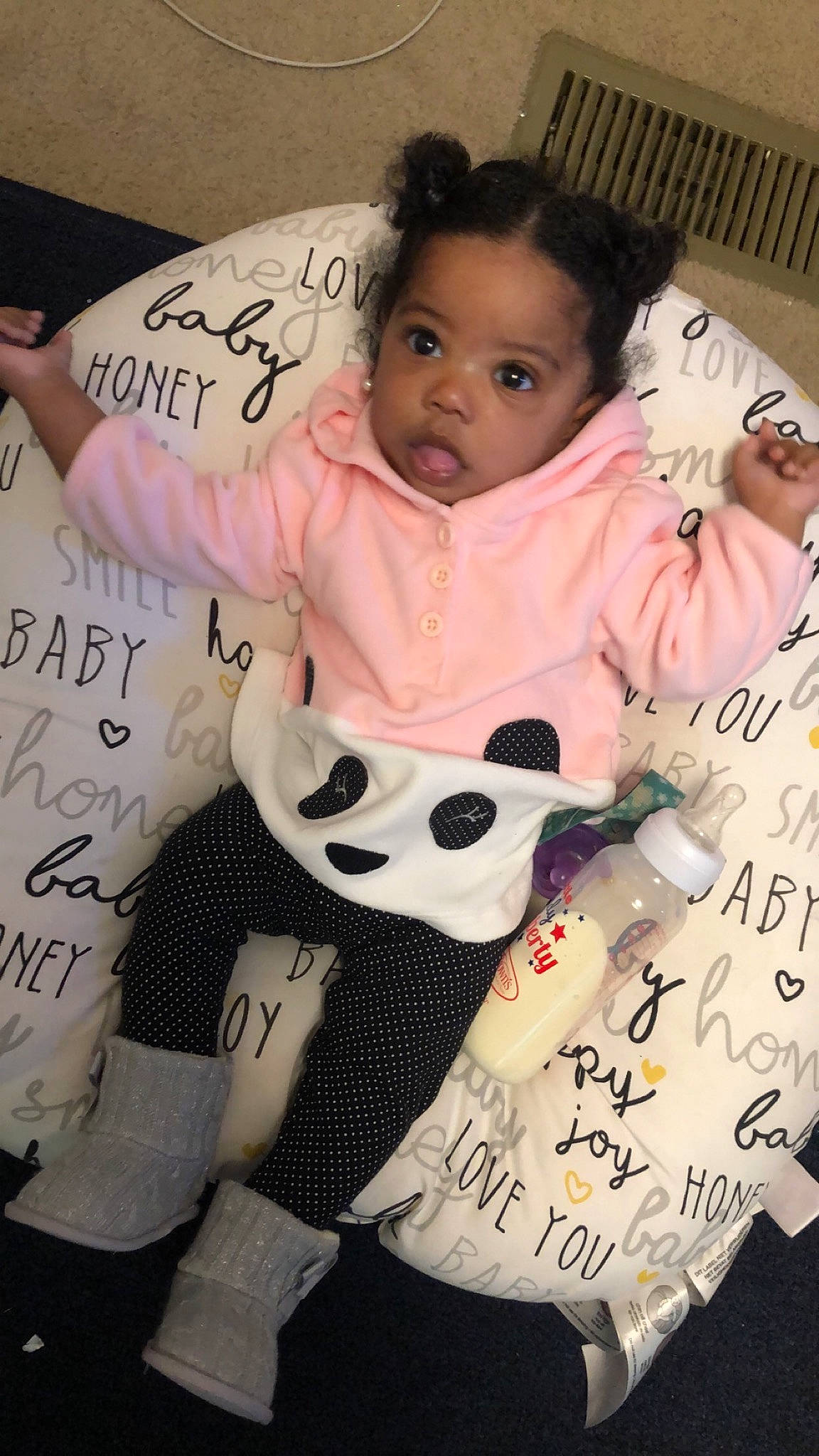 Zylah is registered to the contest to win money with this photo: baby, baby_products, baby_toddler_clothing, cheek, child, forehead, person, product, smile, toddler