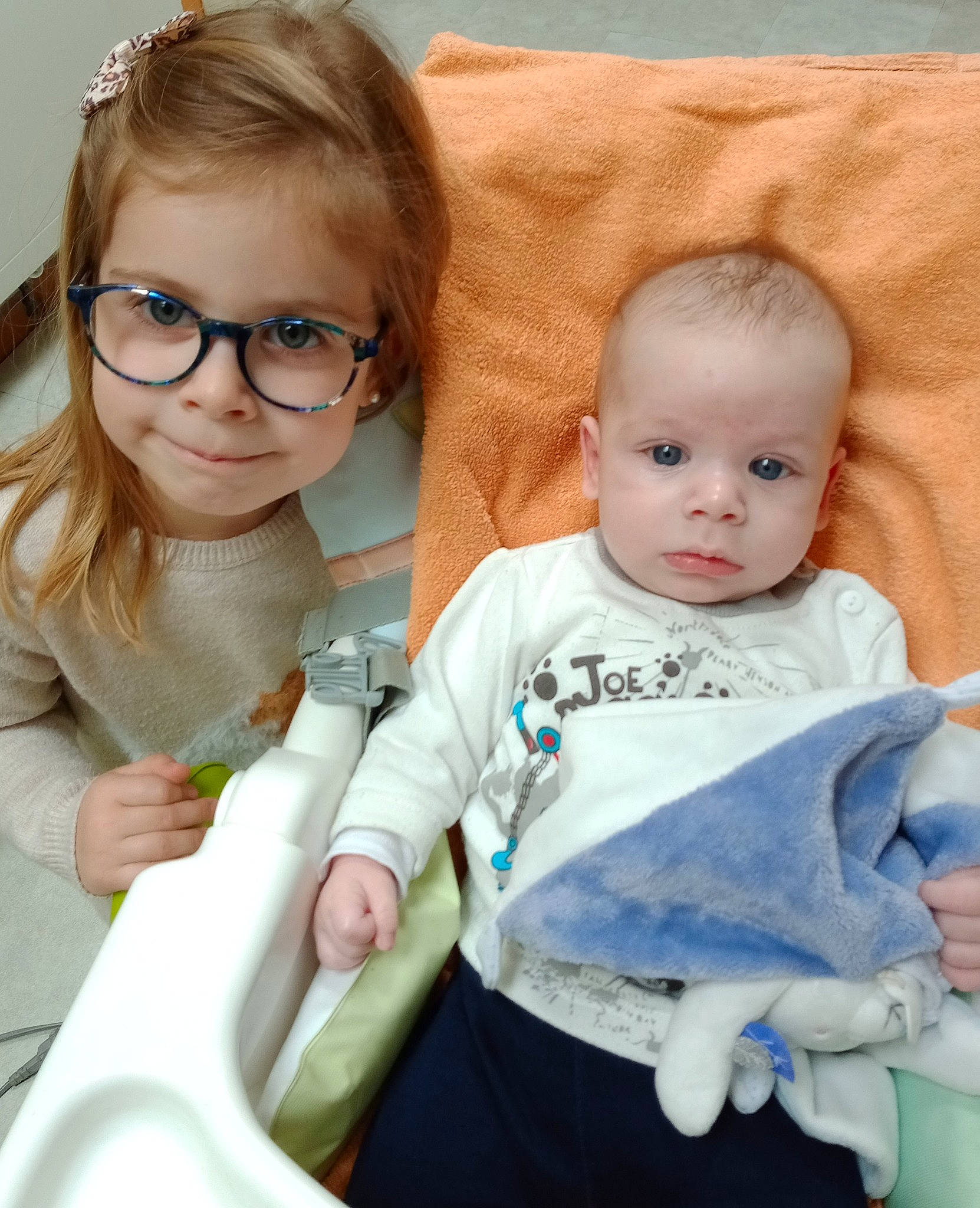 Malone participe au concours pour gagner de l'argent avec cette photo : baby, baby_toddler_clothing, cheek, clothing, eye, face, facial_expression, gesture, glasses, hairstyle, happy, head, human, iris, joy, mammal, person, product, skin, sleeve