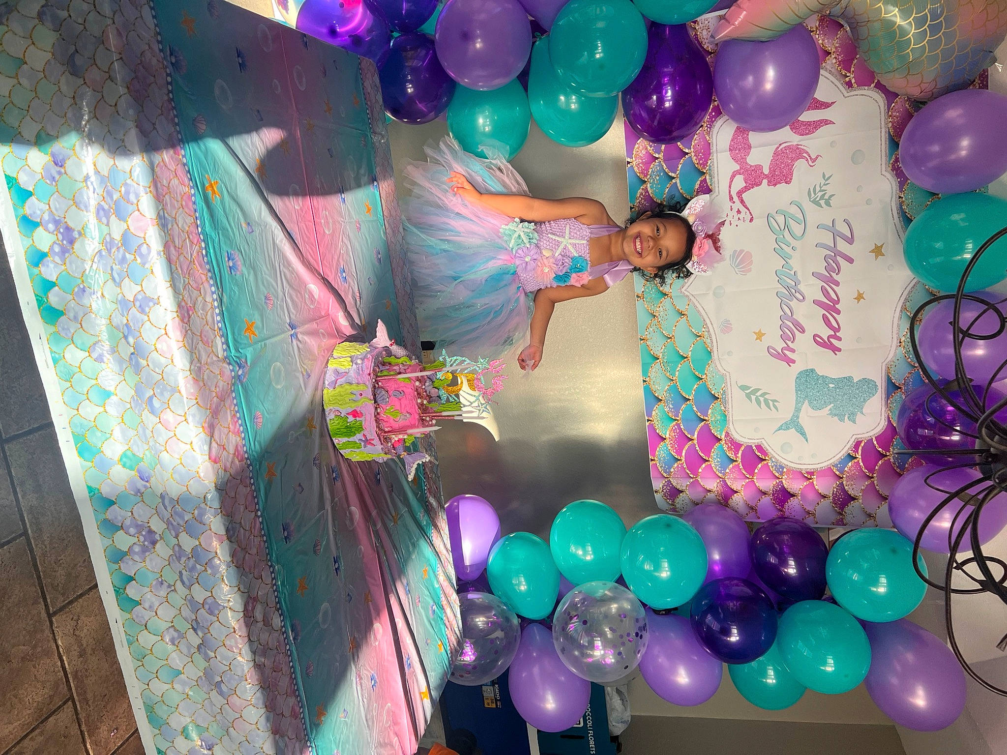 Camellia is registered to the contest to win money with this photo: balloon, birthday, ceiling, circle, decoration, entertainment, event, fun, happy, joy, leisure, magenta, party, party_supply, pattern, person, pink, space, sweetness, toy