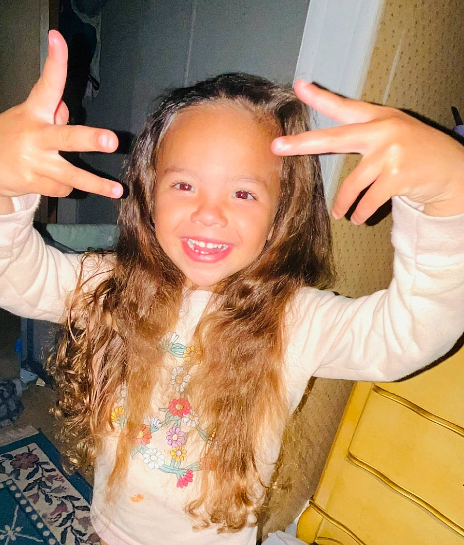 Oaklyn joined the competition — help win amazing prizes! arm, cheek, chin, ear, eyebrow, eyelash, face, finger, gesture, hand, happy, joint, joy, lip, neck, nose, organ, person, shoulder, skin