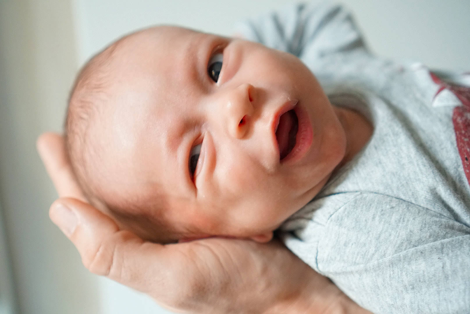 Raphaël a rejoint le concours — aidez-le/la à gagner de superbes lots ! baby, baby_toddler_clothing, cheek, child, chin, comfort, eyebrow, facial_expression, forehead, lip, muscle, organ, person, skin, toddler