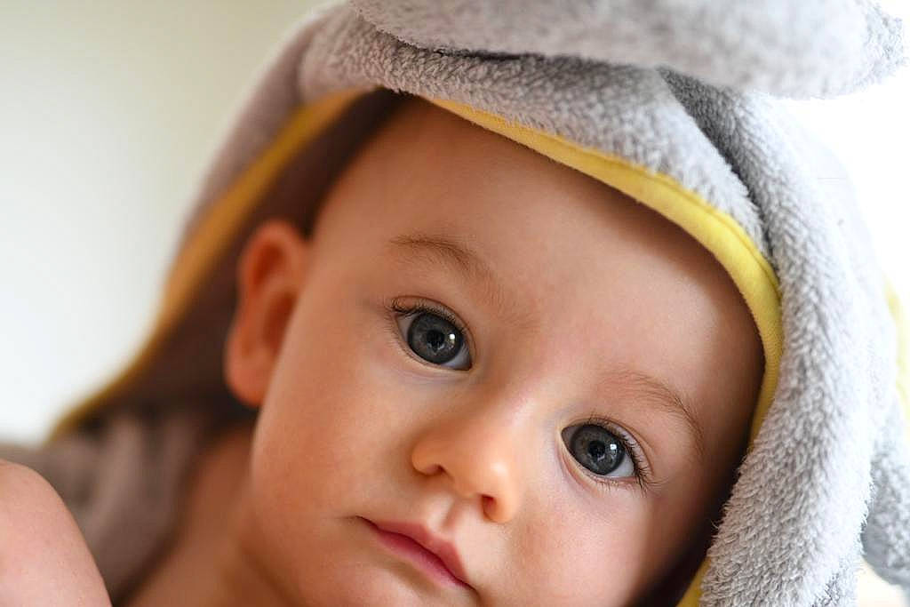 Gabriel a rejoint le concours — aidez-le/la à gagner de superbes lots ! baby, cheek, child, child_model, close_up, eye, eyebrow, face, forehead, head, headgear, lip, mouth, nose, outerwear, person, photography, portrait_photography, skin, smile