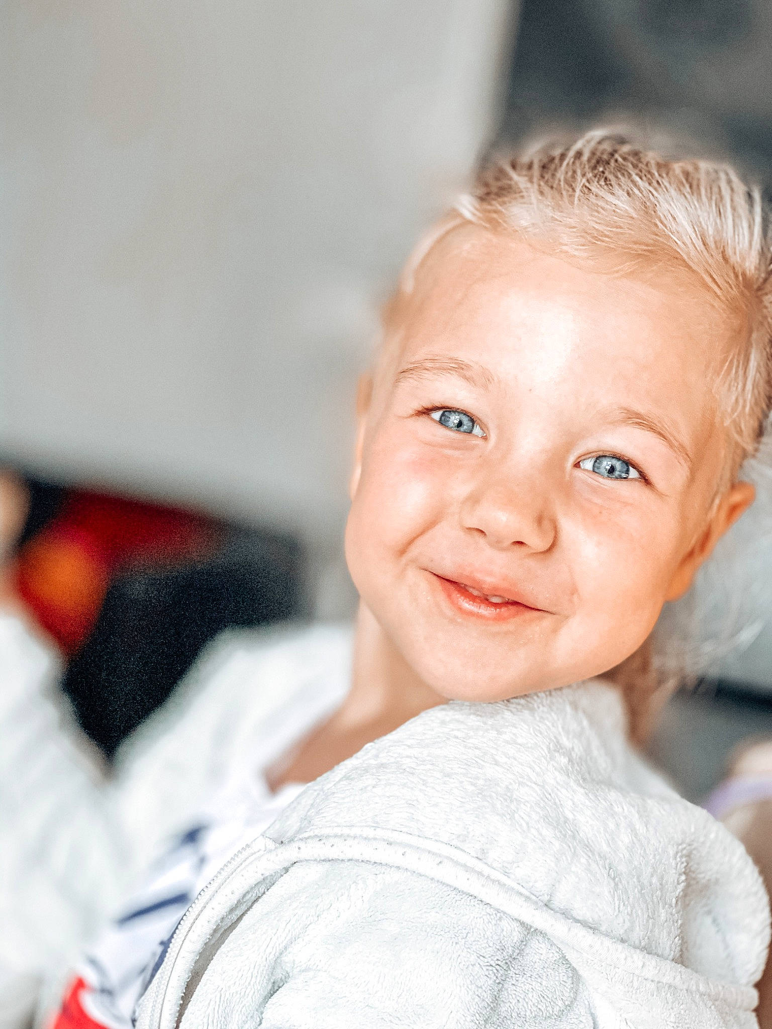 Giulia a rejoint le concours — aidez-le/la à gagner de superbes lots ! baby, blond, cheek, child, chin, eye, face, facial_expression, forehead, fun, hair, happy, head, joy, lip, nose, people, person, photography, skin