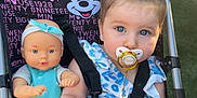 Azura participe au concours pour gagner de l'argent avec cette photo : baby, balloons, blue_eyes, child, clothing, cute, doll, mickey_mouse, minnie_mouse, outdoor, pacifier, person, play, portrait, seatbelt, stroller, summer, sunlight, toddler, toy