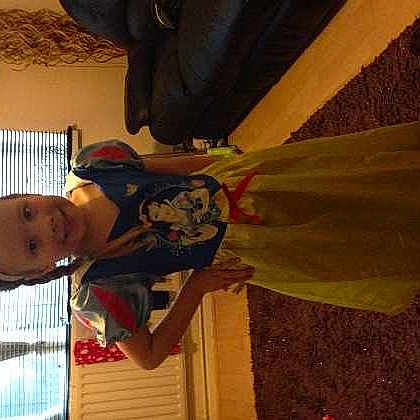 Kelsie is registered to the contest to win money with this photo: