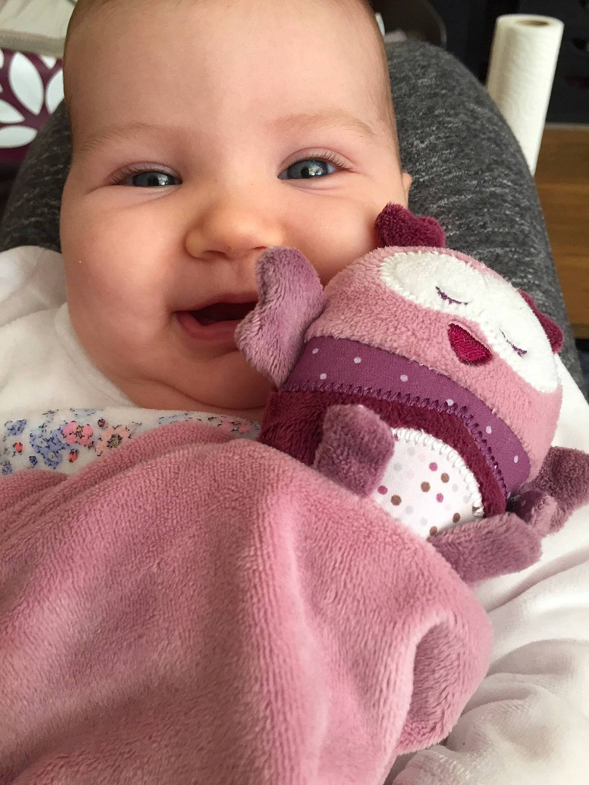 Lara participe au concours pour gagner de l'argent avec cette photo :