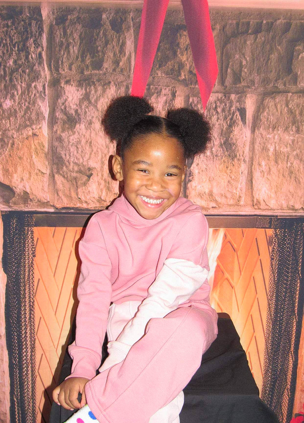 Bella is registered to the contest to win money with this photo: beauty, black_hair, comfort, face, facial_expression, flash_photography, fun, happy, joy, leisure, magenta, organ, person, pink, red, skin, smile, temple, textile, tints_and_shades