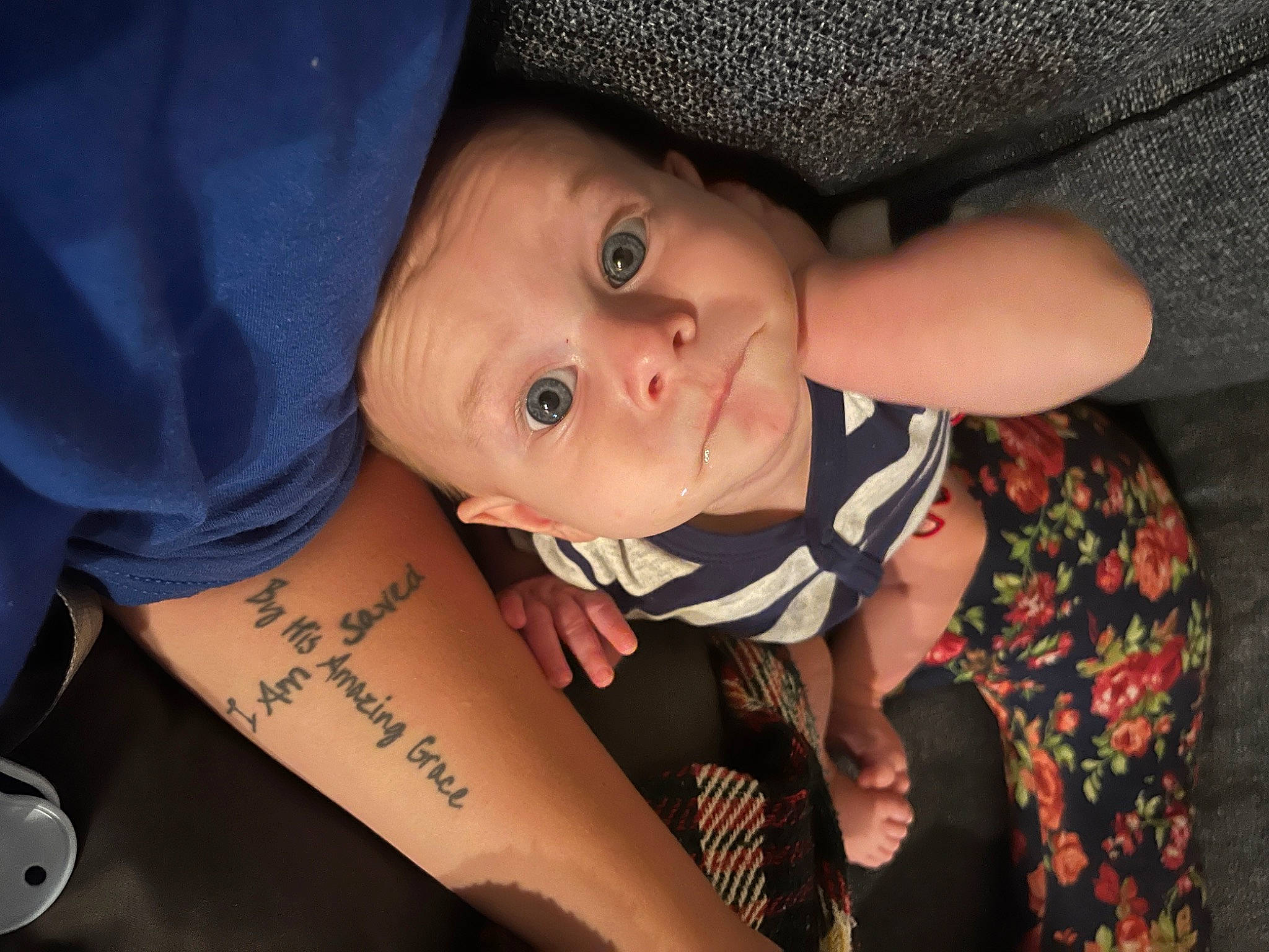 Everett is registered to the contest to win money with this photo: arm, cap, cool, dress, elbow, eye, eyelash, fedora, finger, flash_photography, gesture, hand, hat, human_body, joint, lip, mouth, person, skin, sun_hat