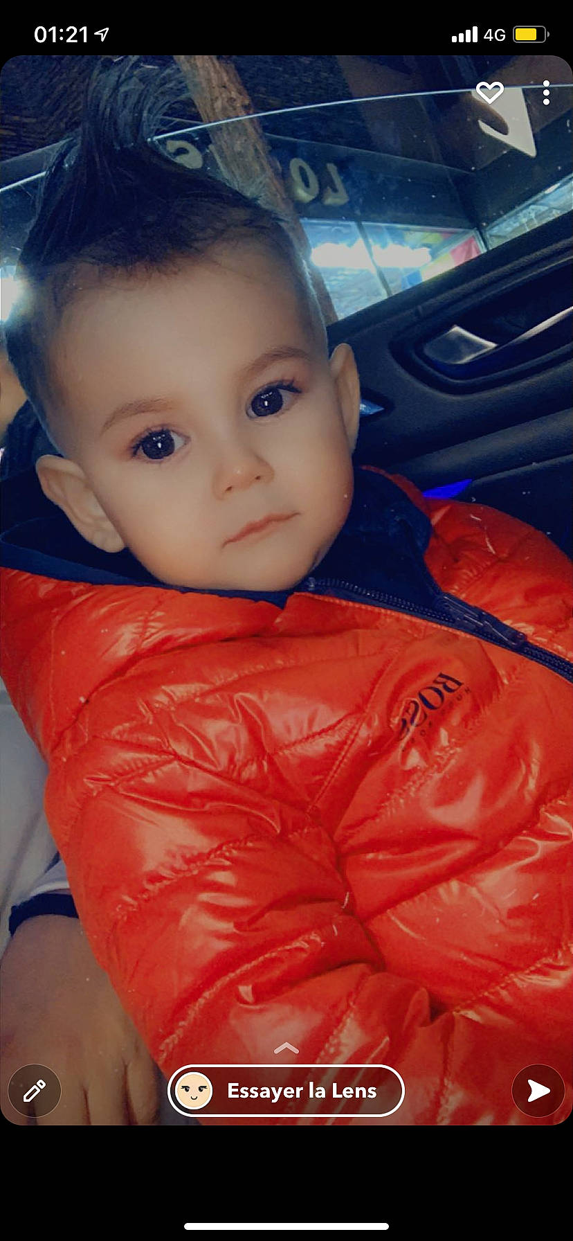 Damien participe au concours pour gagner de l'argent avec cette photo : azure, baby, car_seat, comfort, cool, electric_blue, eye, flash_photography, fun, happy, lip, mouth, muscle, nose, orange, person, personal_protective_equipment, red, t_shirt, toddler